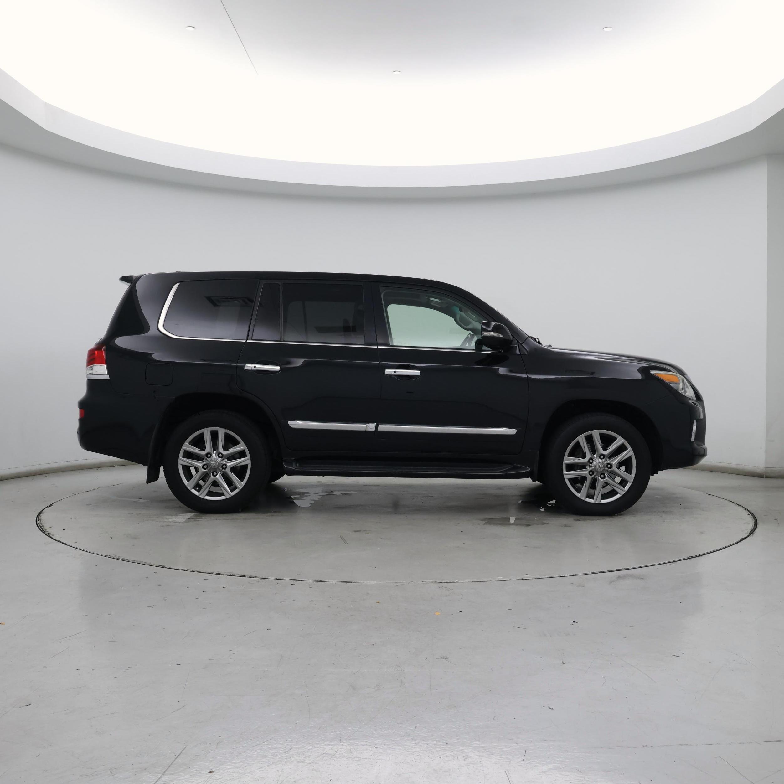 Thumbnail: 2014 Lexus LX - 7