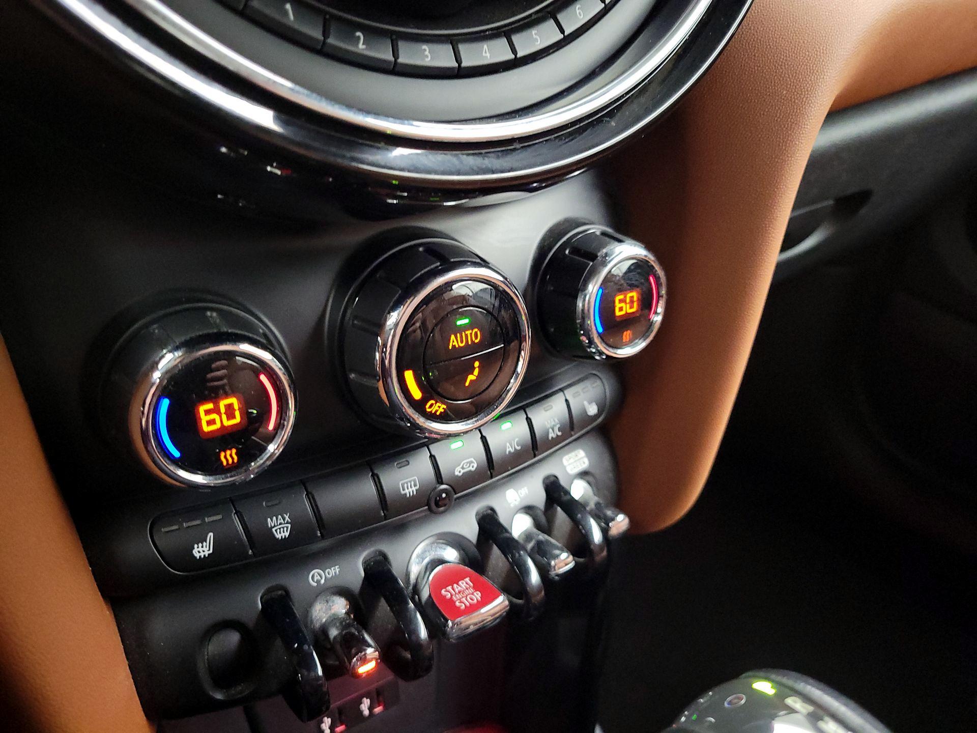 Thumbnail: 2019 MINI Cooper - 16