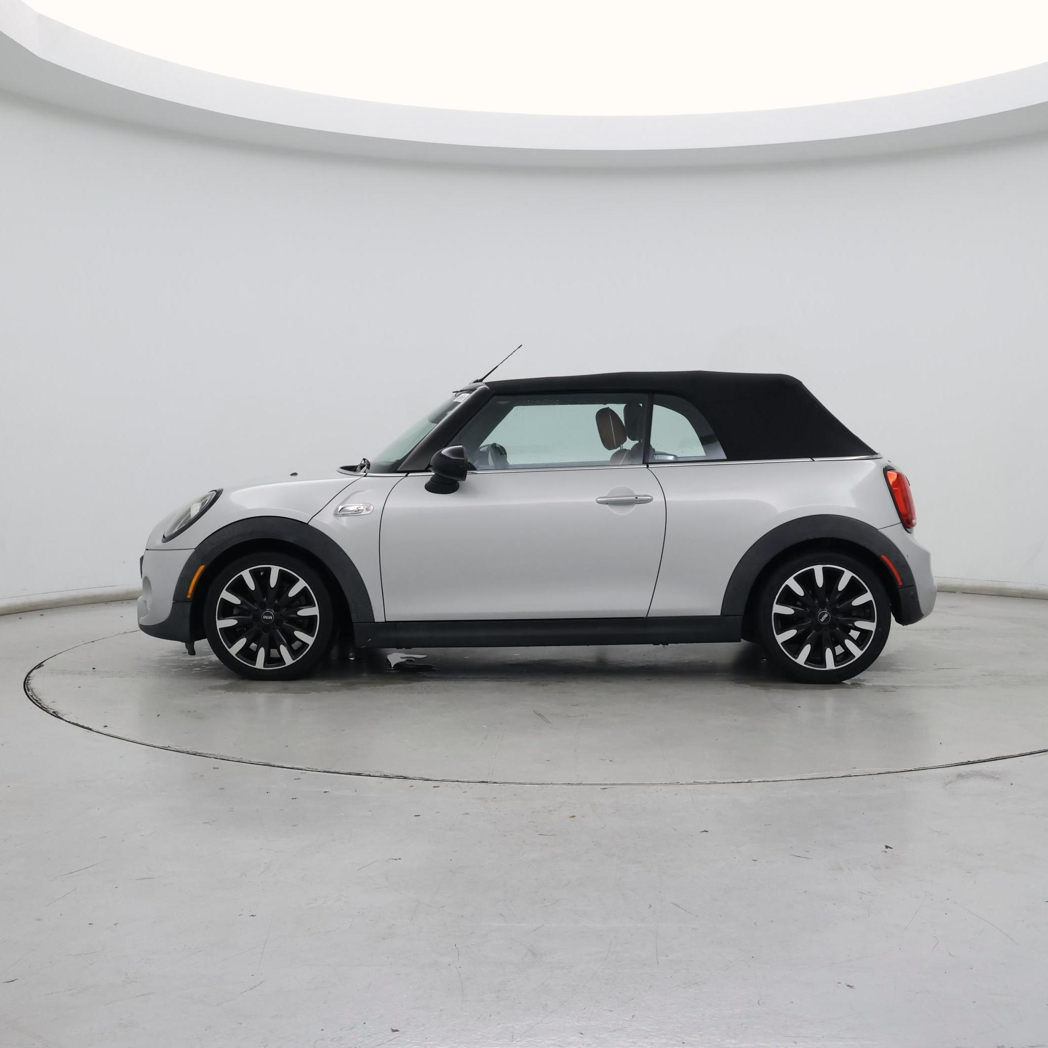 Thumbnail: 2019 MINI Cooper - 3