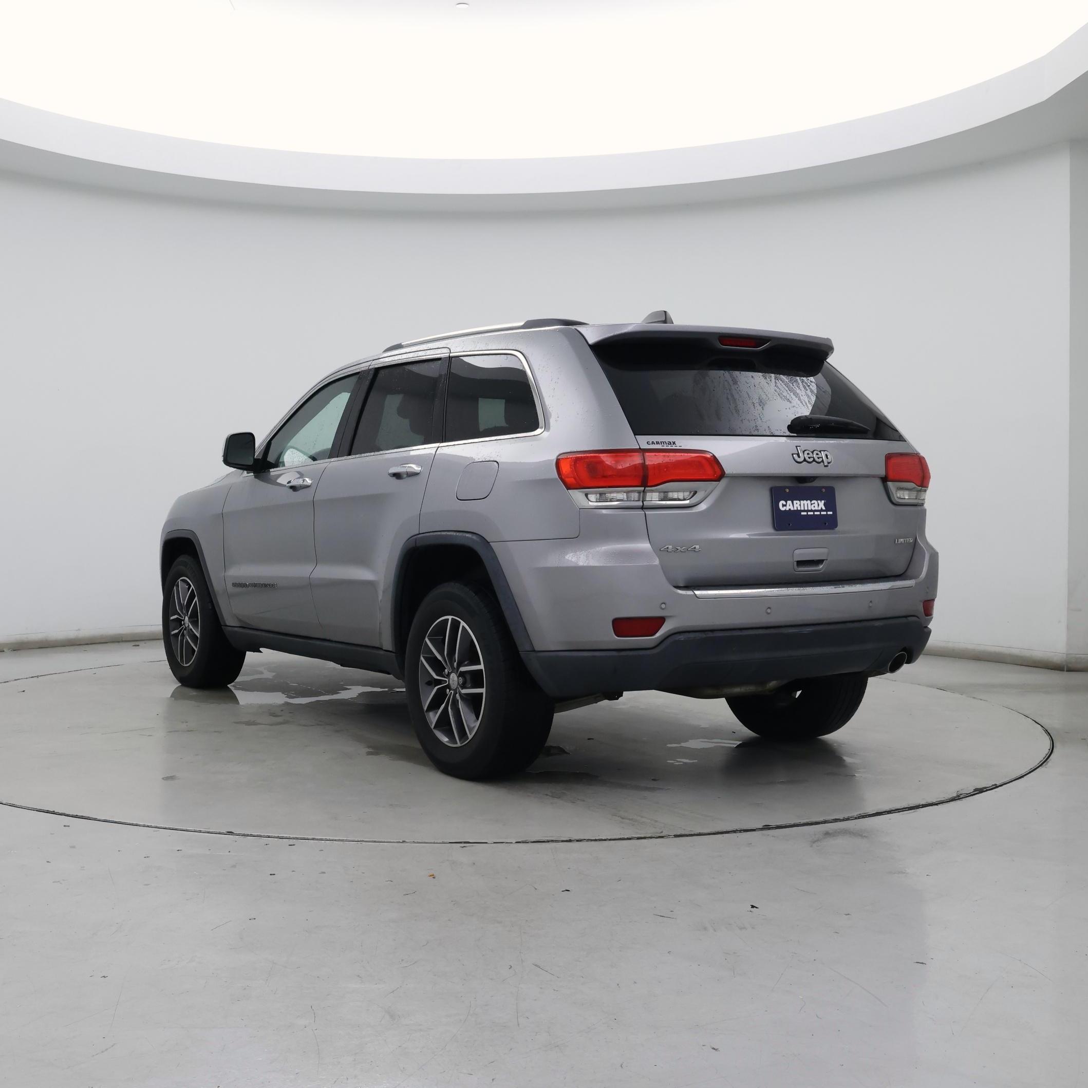 Thumbnail: 2017 Jeep Grand Cherokee - 2