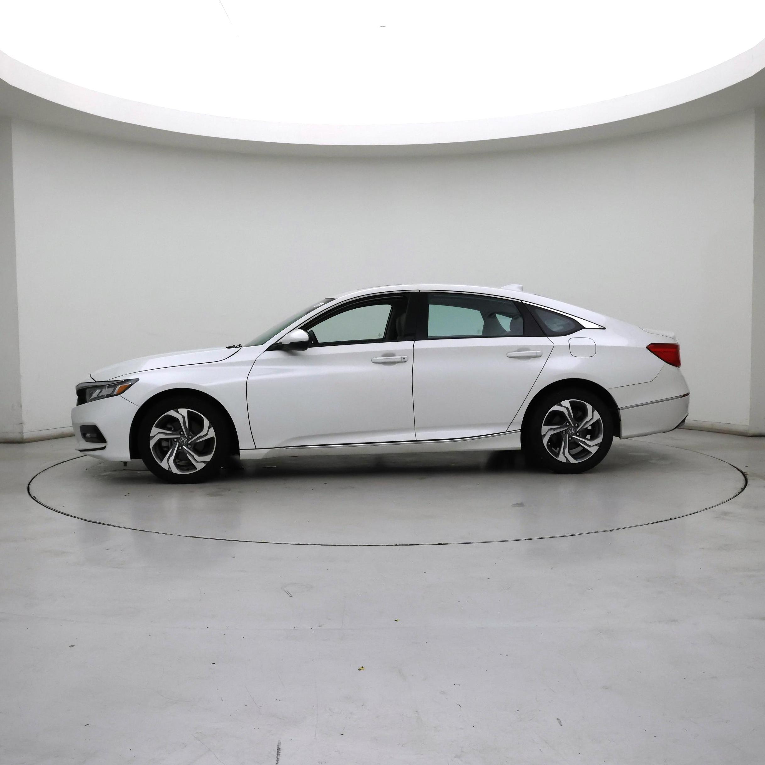 Thumbnail: 2020 Honda Accord - 3