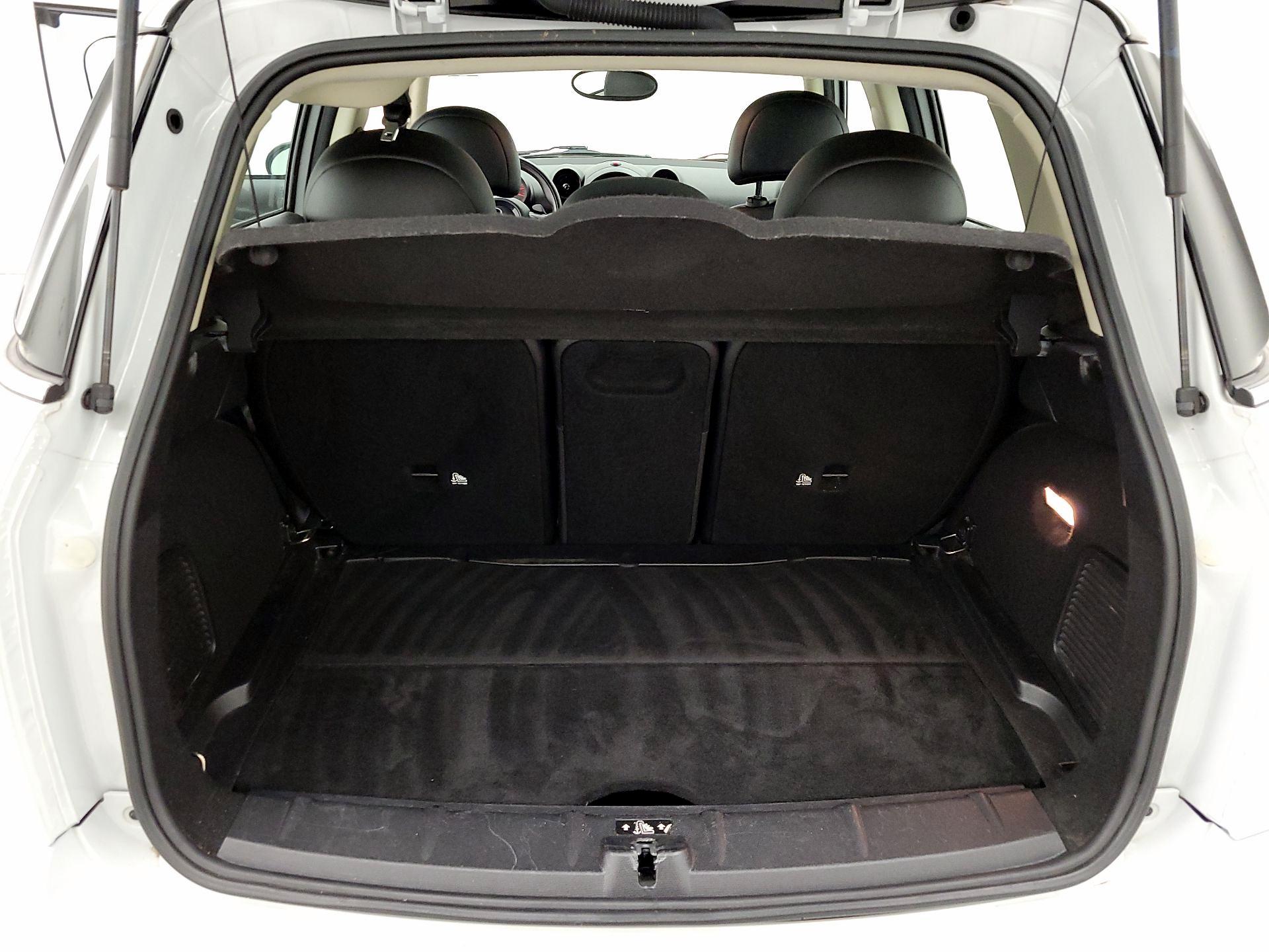 Thumbnail: 2016 MINI Cooper Countryman - 17