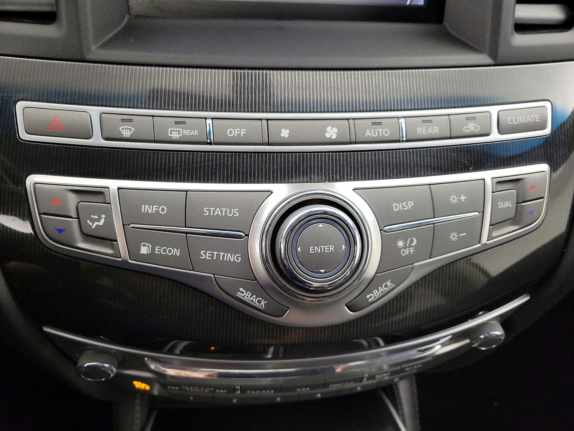 Thumbnail: 2016 INFINITI QX60 - 16