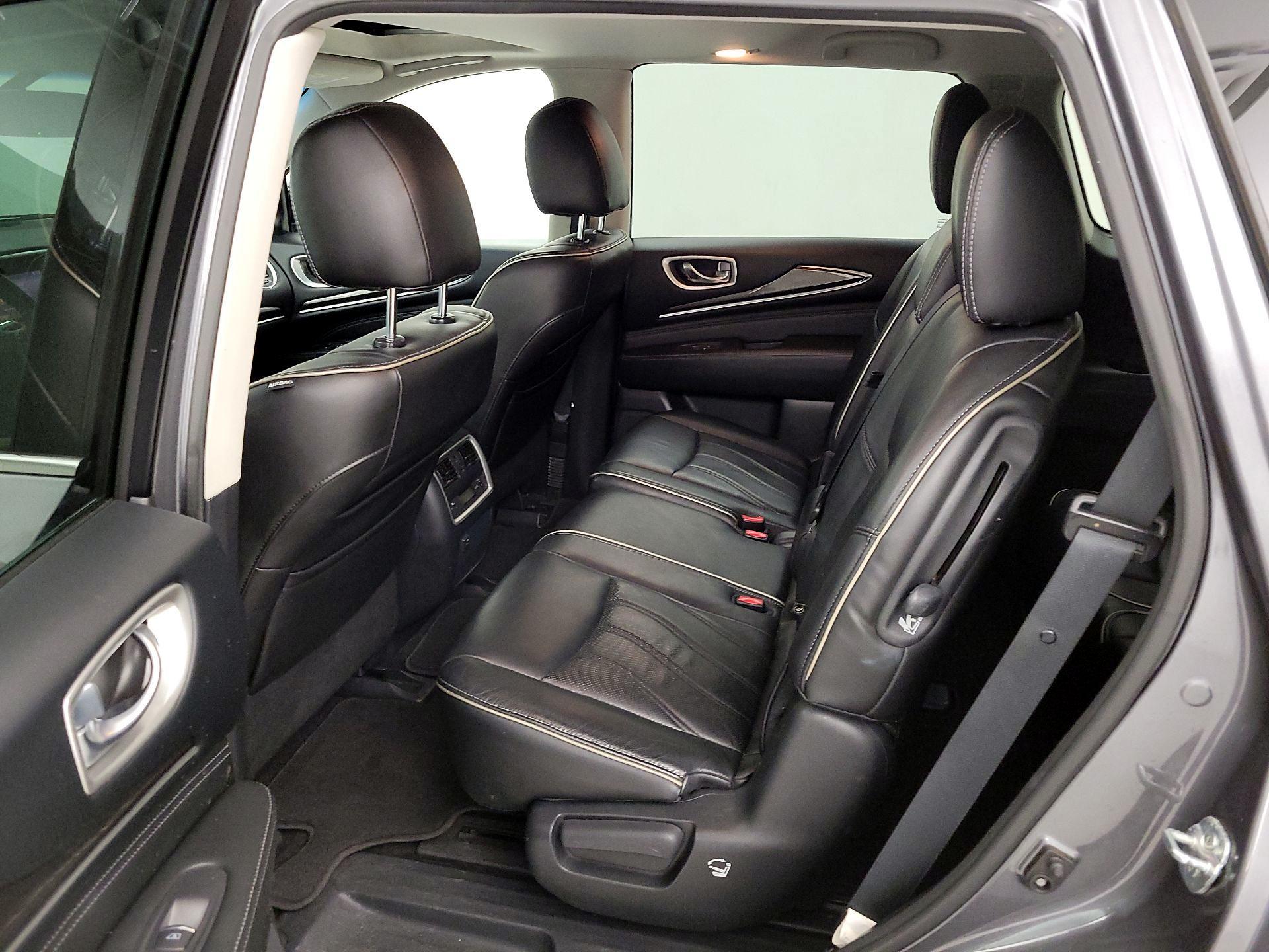 Thumbnail: 2016 INFINITI QX60 - 20