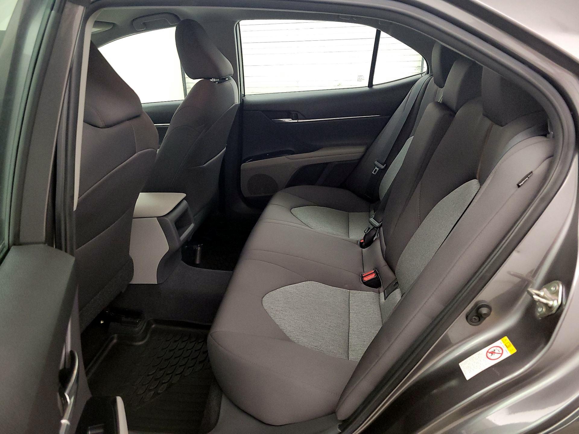 Thumbnail: 2019 Toyota Camry - 19