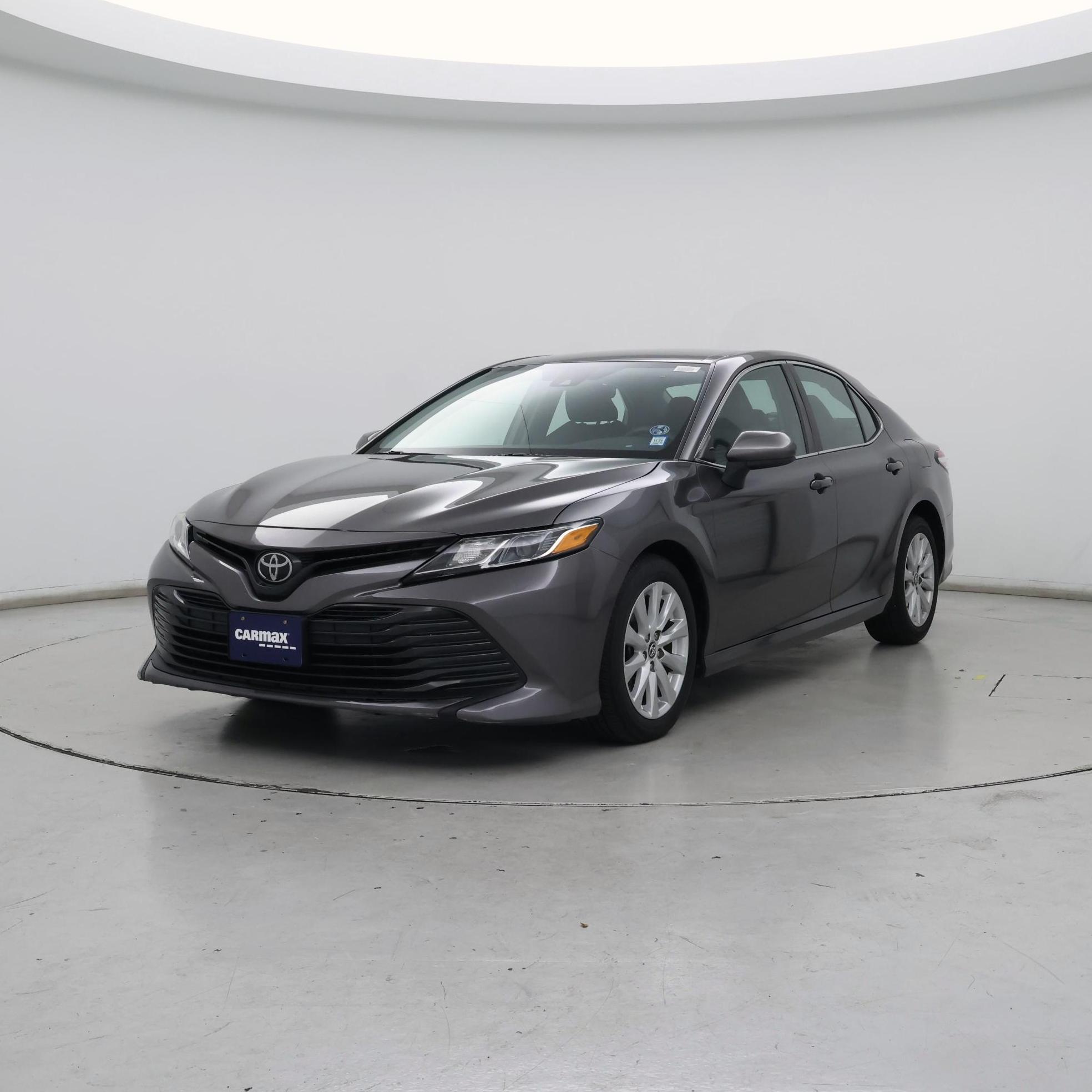 Thumbnail: 2019 Toyota Camry - 4