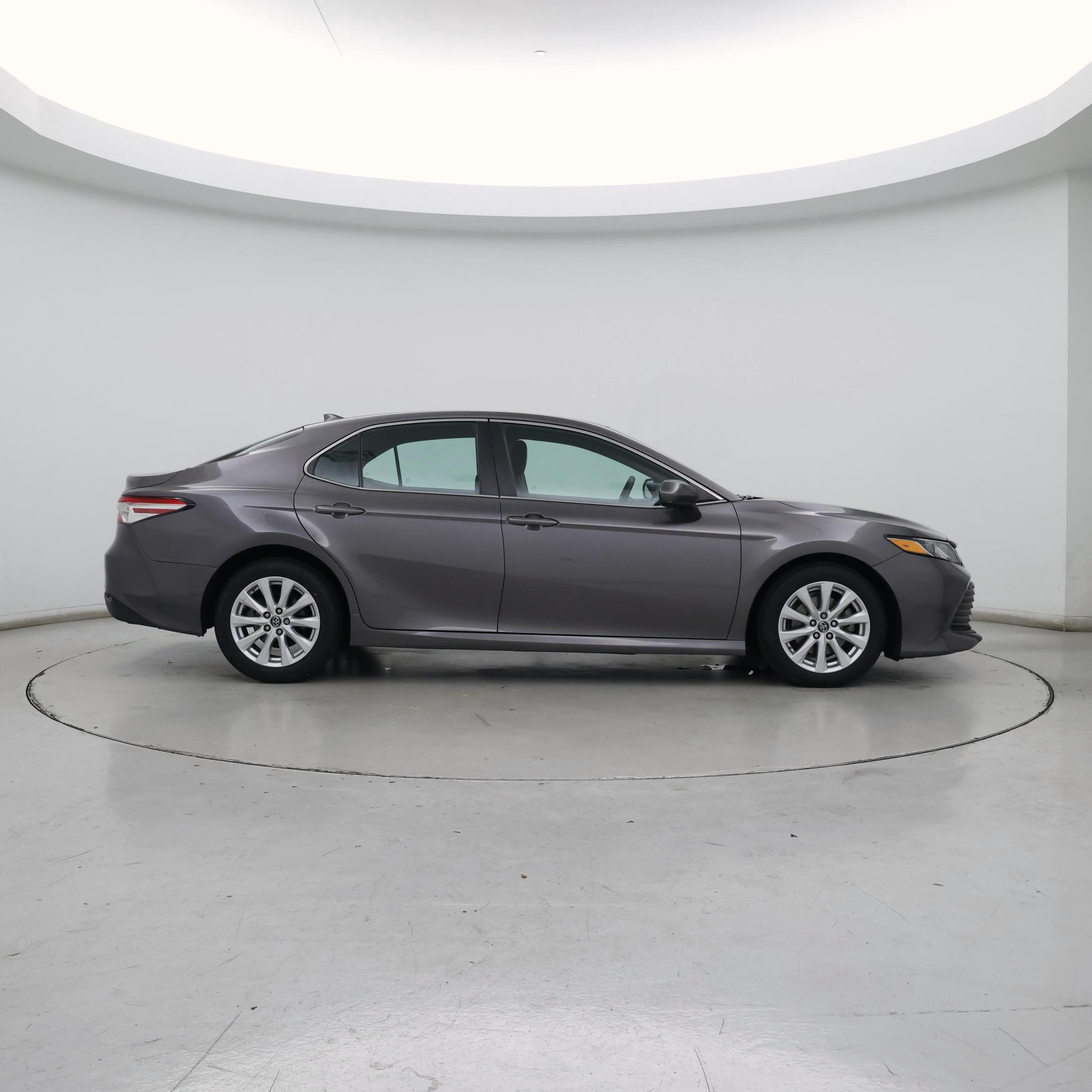 Thumbnail: 2019 Toyota Camry - 7