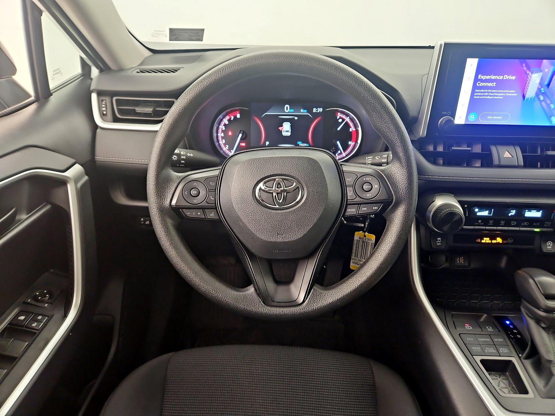 Thumbnail: 2024 Toyota RAV4 - 10
