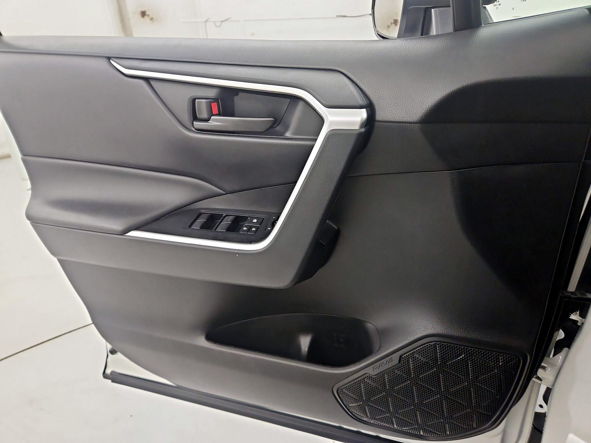 Thumbnail: 2024 Toyota RAV4 - 12