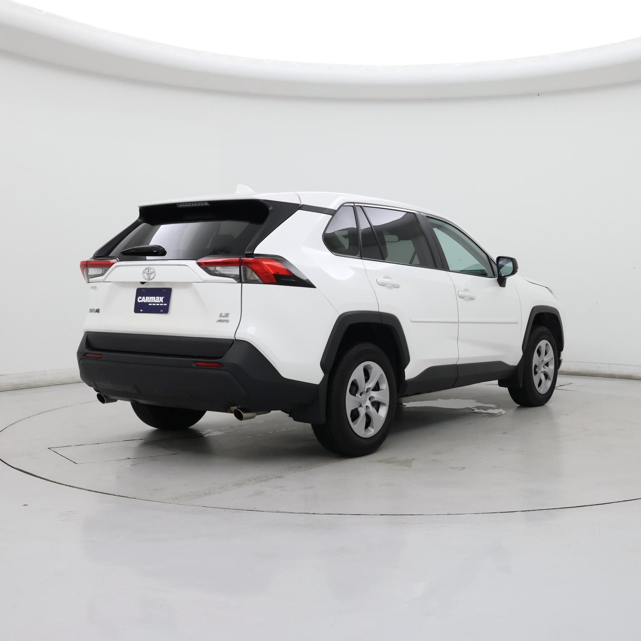 Thumbnail: 2024 Toyota RAV4 - 8
