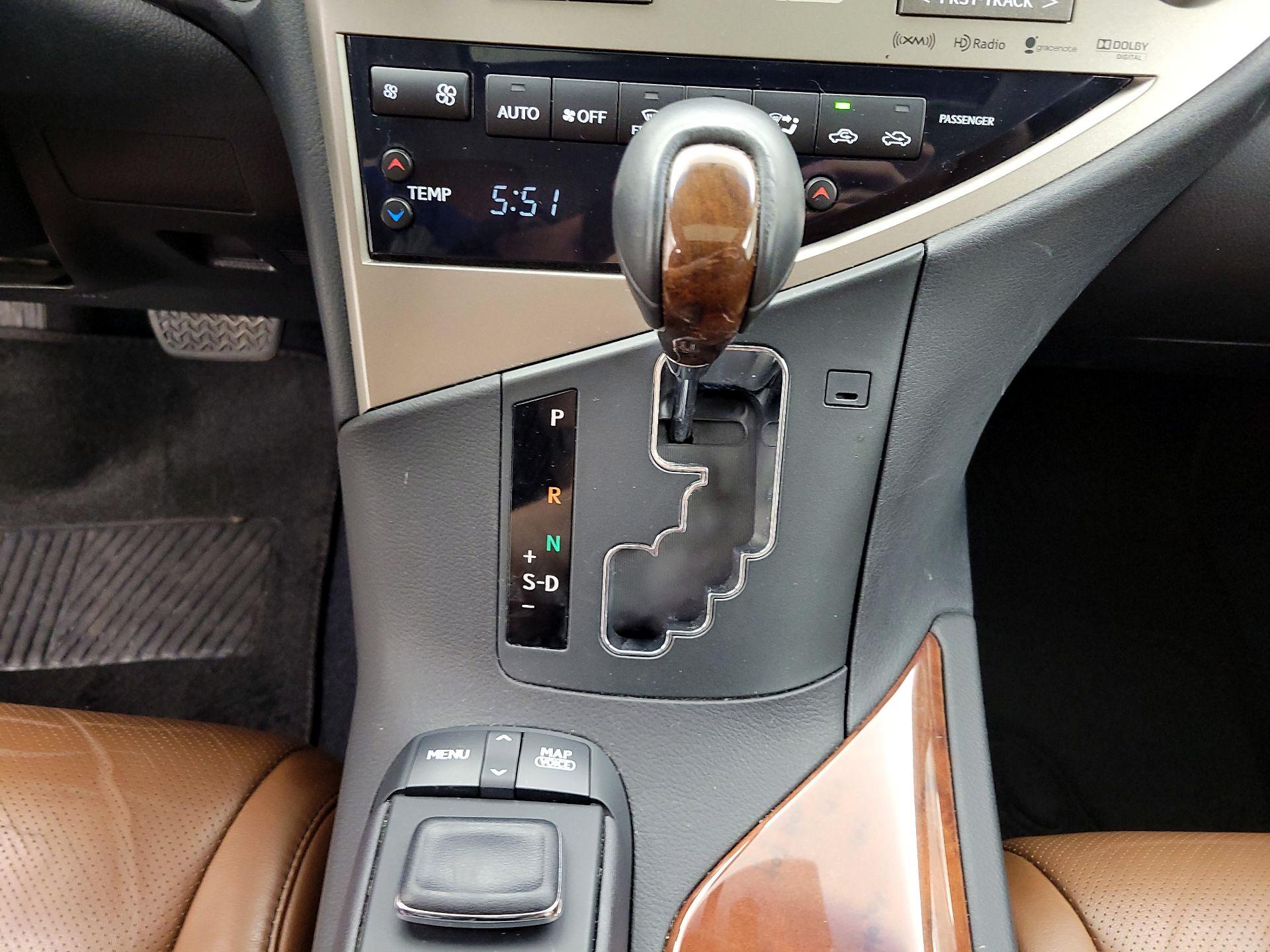 Thumbnail: 2015 Lexus RX - 17