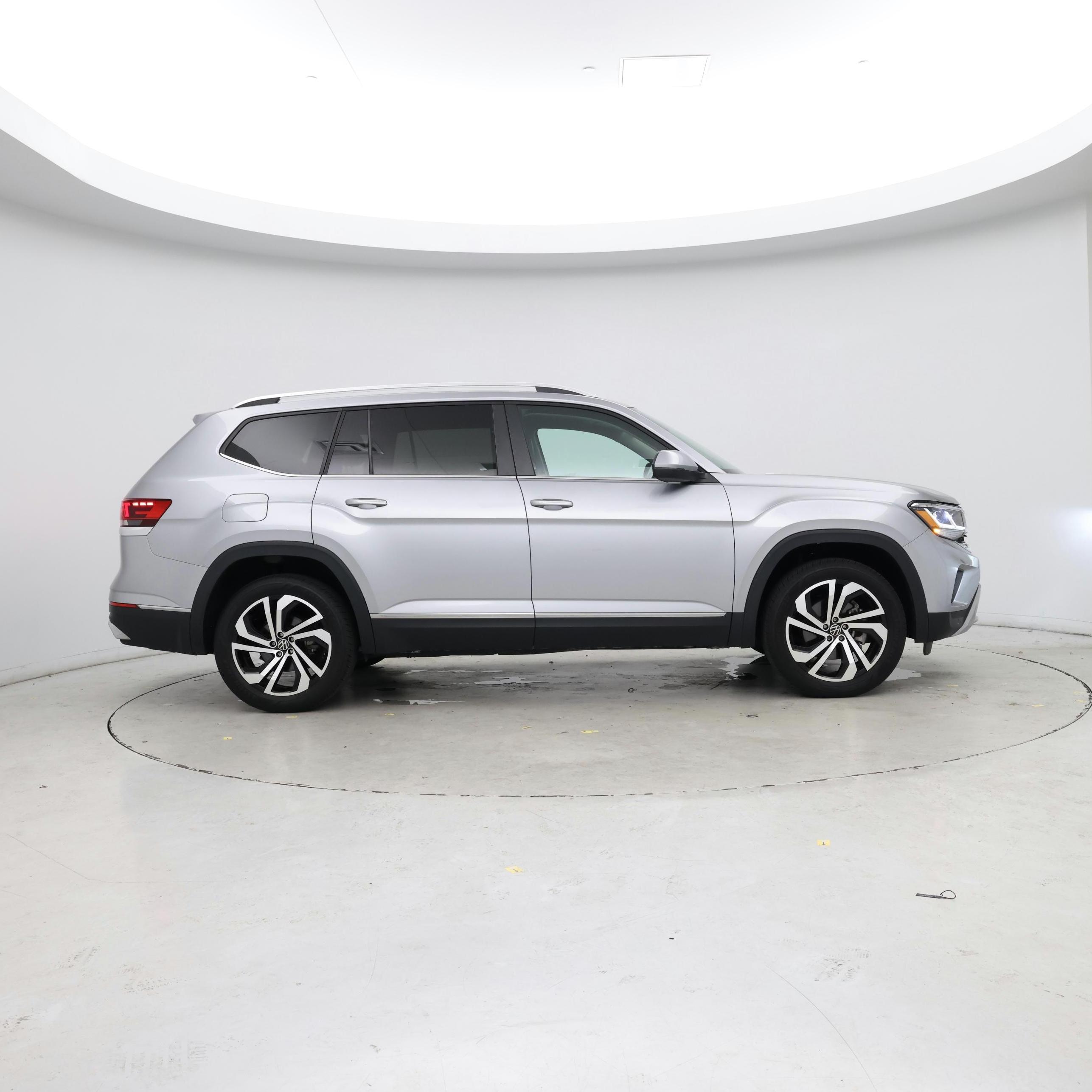 Thumbnail: 2023 Volkswagen Atlas - 7