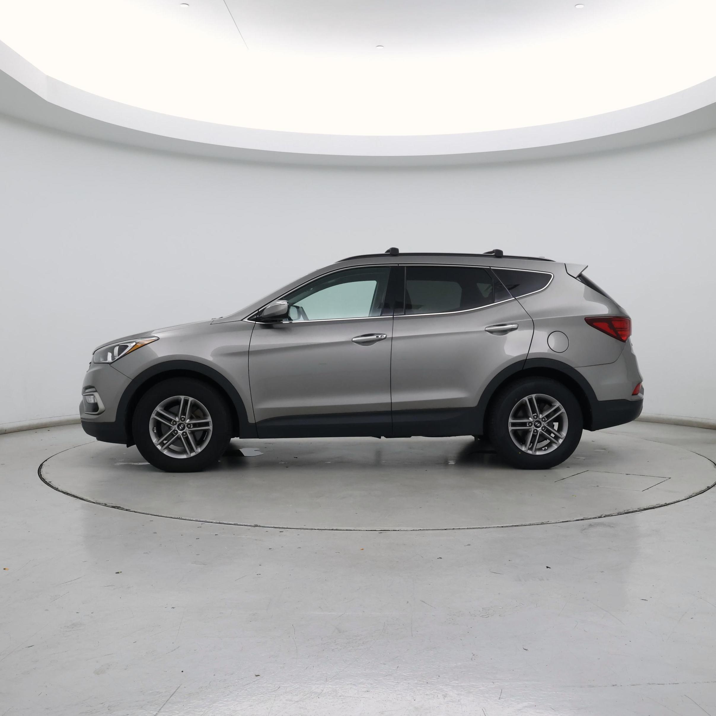 Thumbnail: 2017 Hyundai Santa Fe - 3