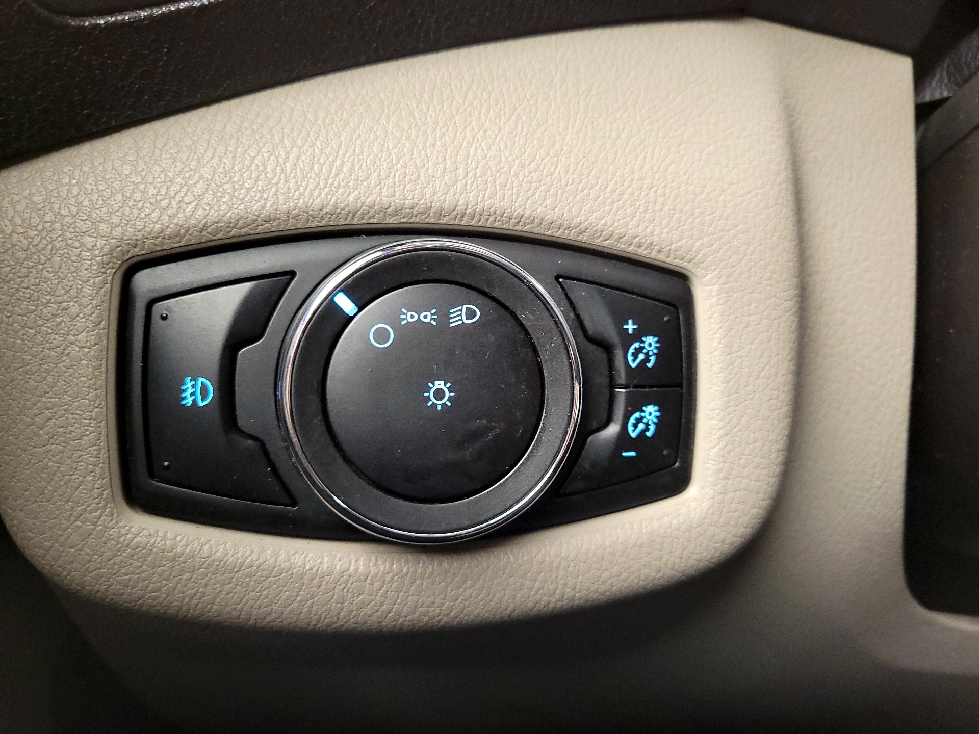 Thumbnail: 2014 Ford Transit Series - 13
