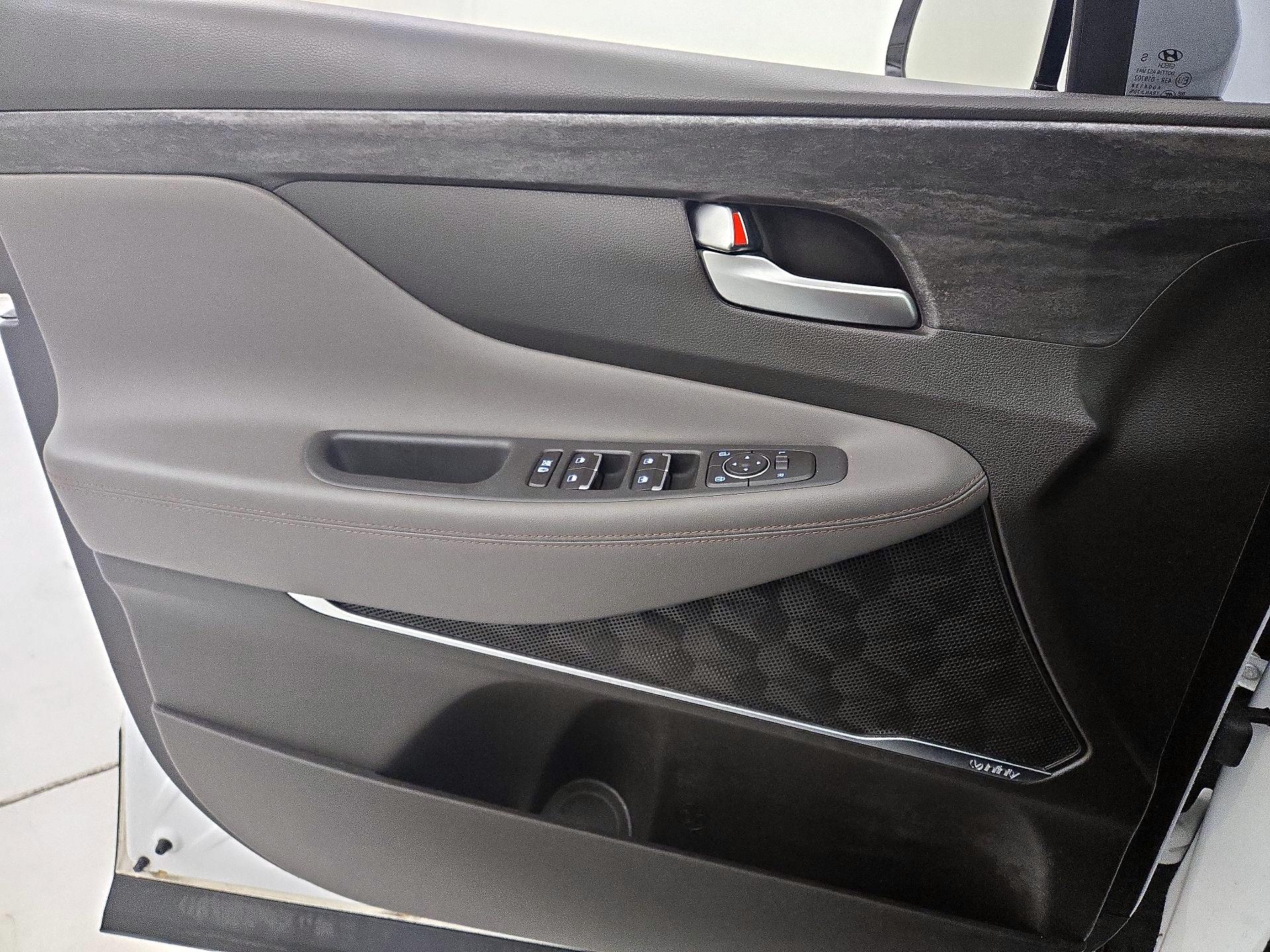Thumbnail: 2020 Hyundai Santa Fe - 12