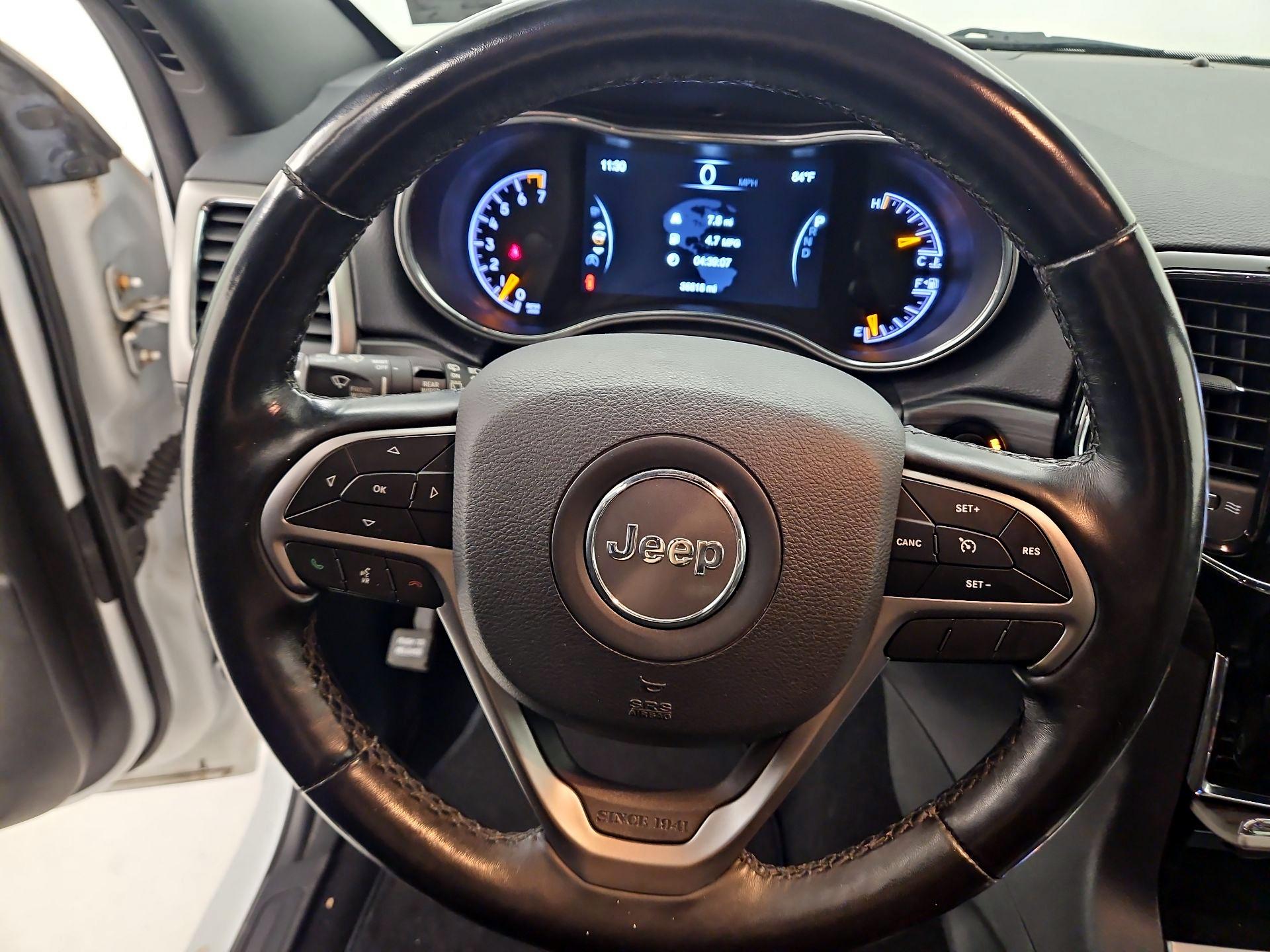 Thumbnail: 2020 Jeep Grand Cherokee - 10