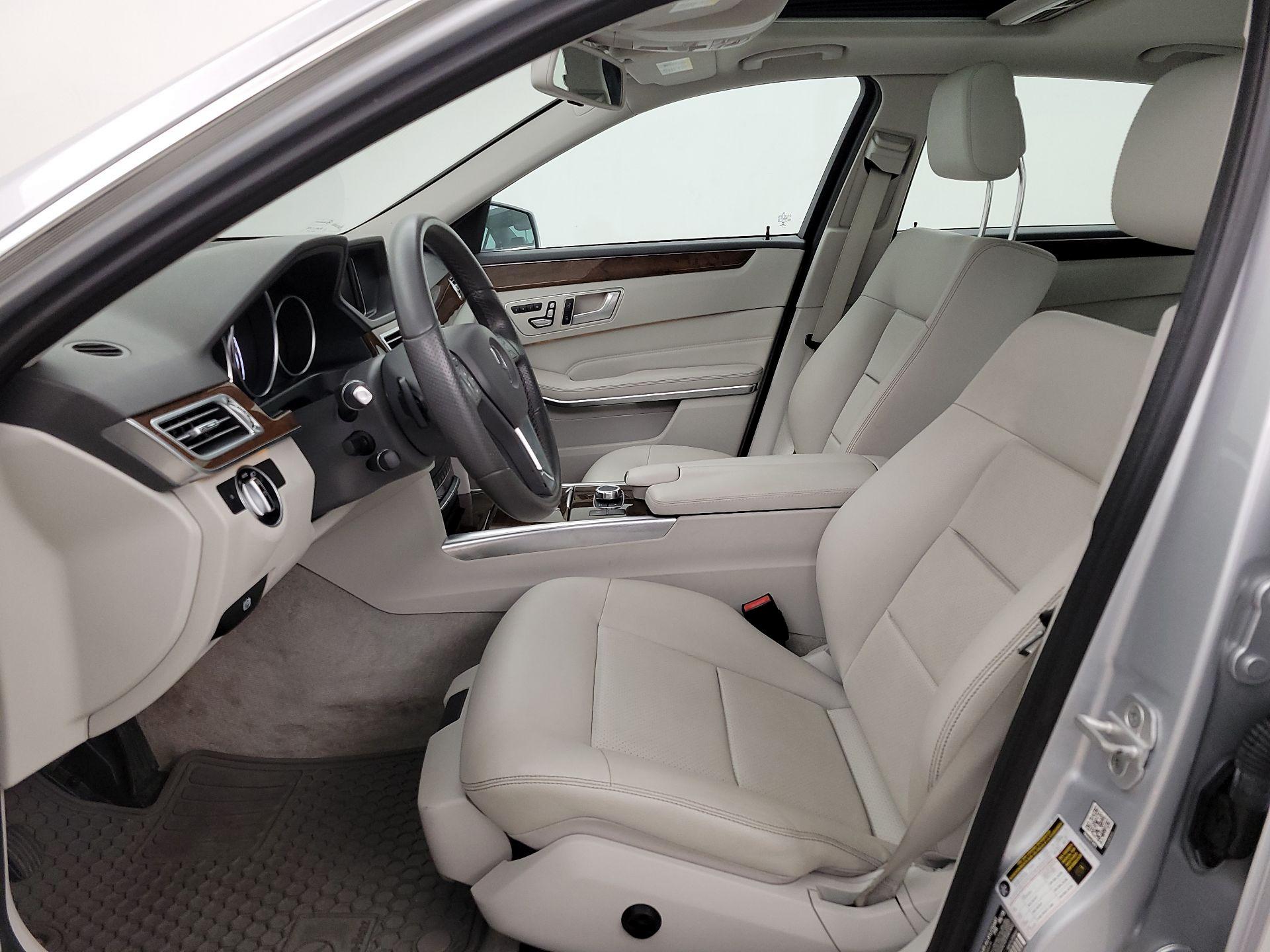 Thumbnail: 2016 Mercedes-Benz E-Class - 11