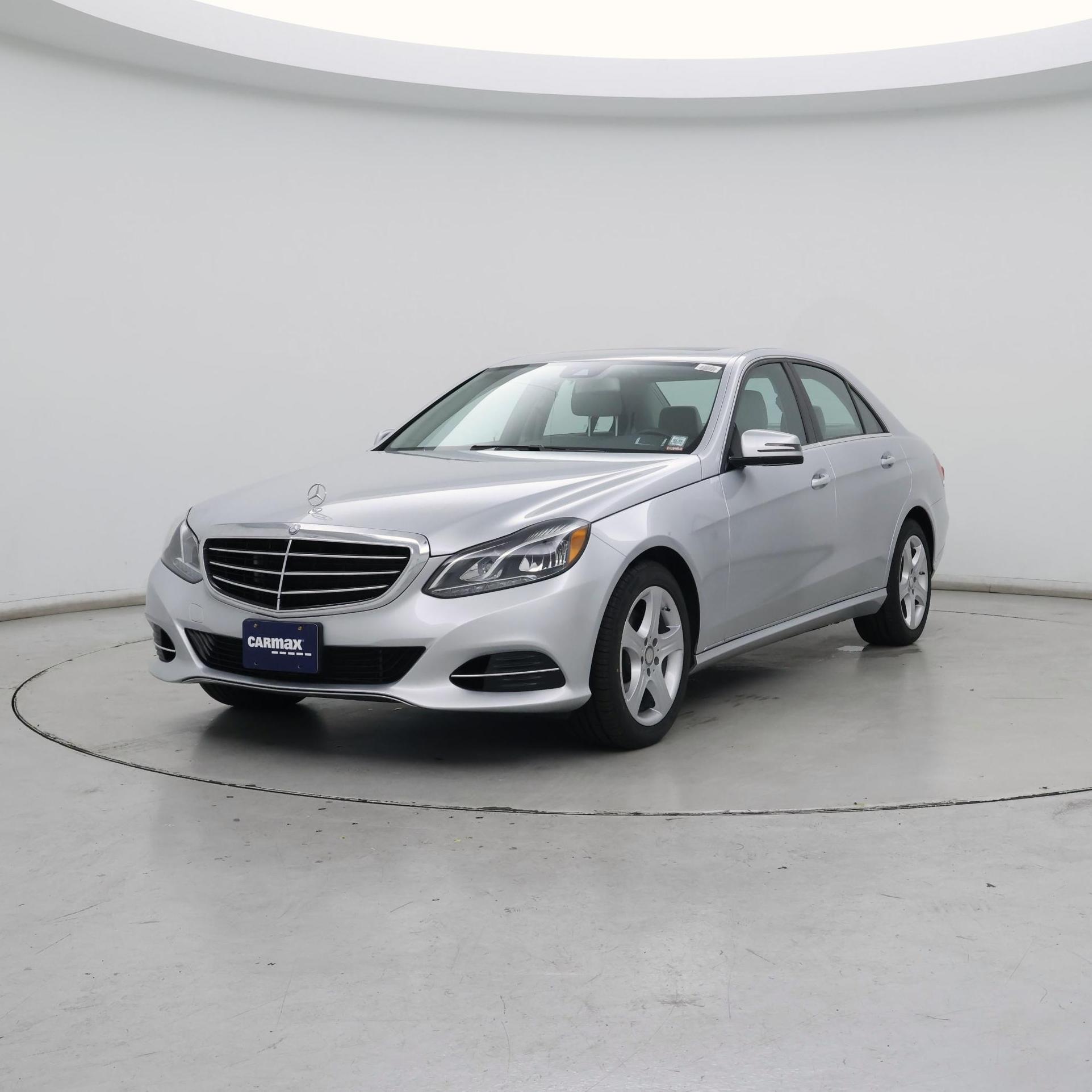 Thumbnail: 2016 Mercedes-Benz E-Class - 4