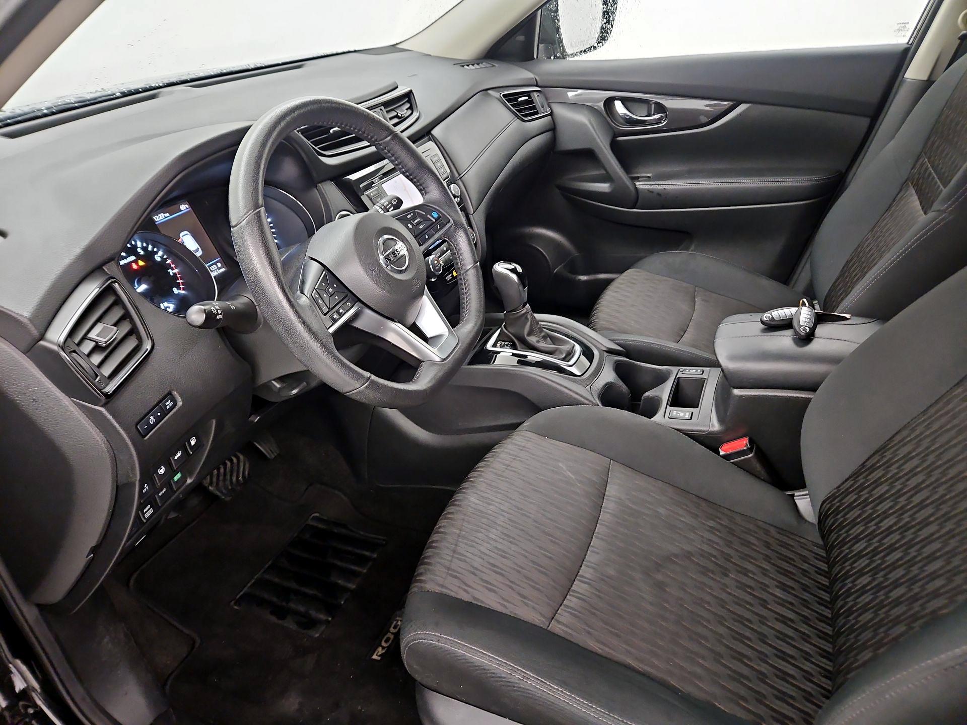 Thumbnail: 2020 Nissan Rogue - 11