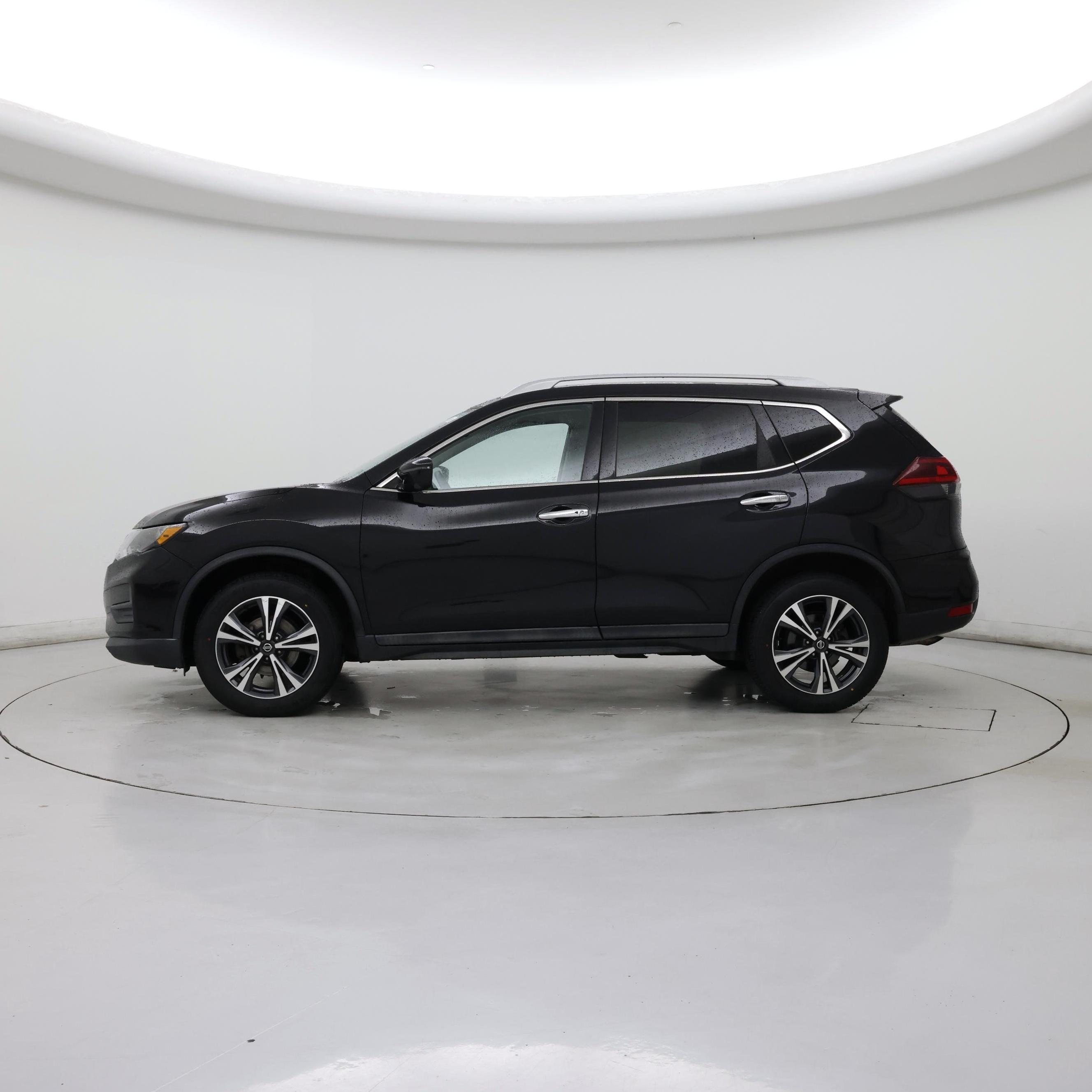 Thumbnail: 2020 Nissan Rogue - 3