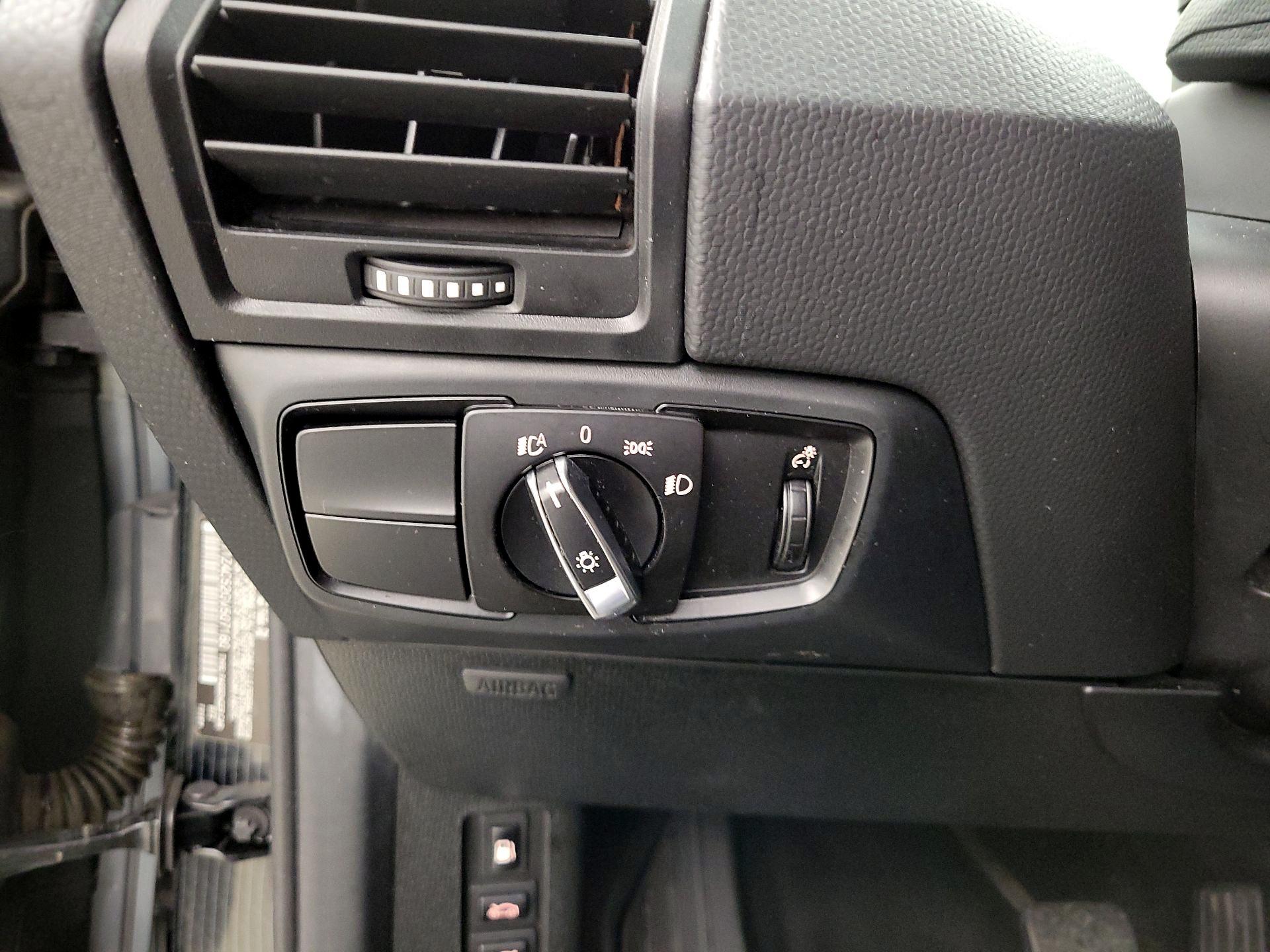 Thumbnail: 2016 BMW i3 - 13