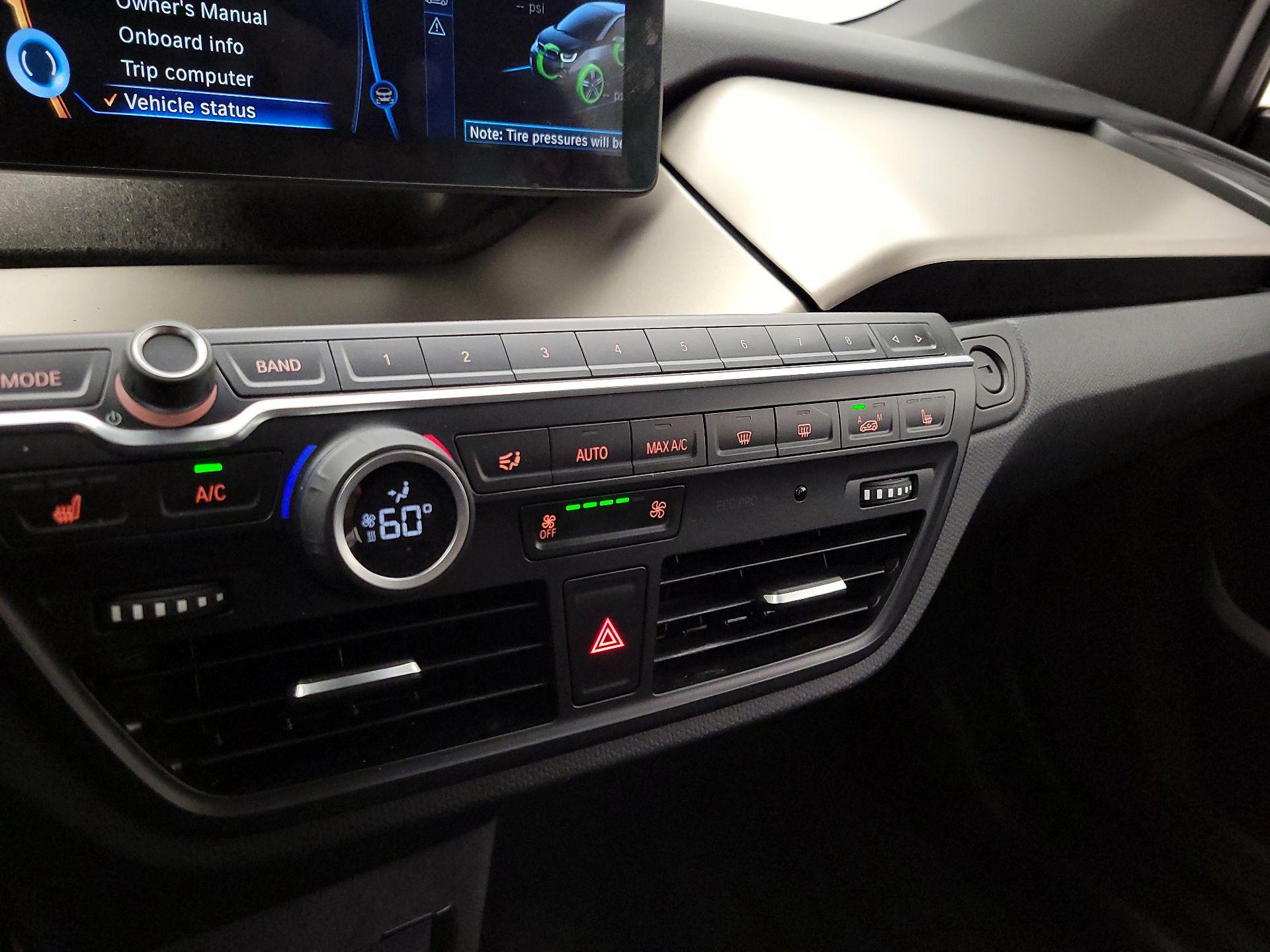 Thumbnail: 2016 BMW i3 - 15