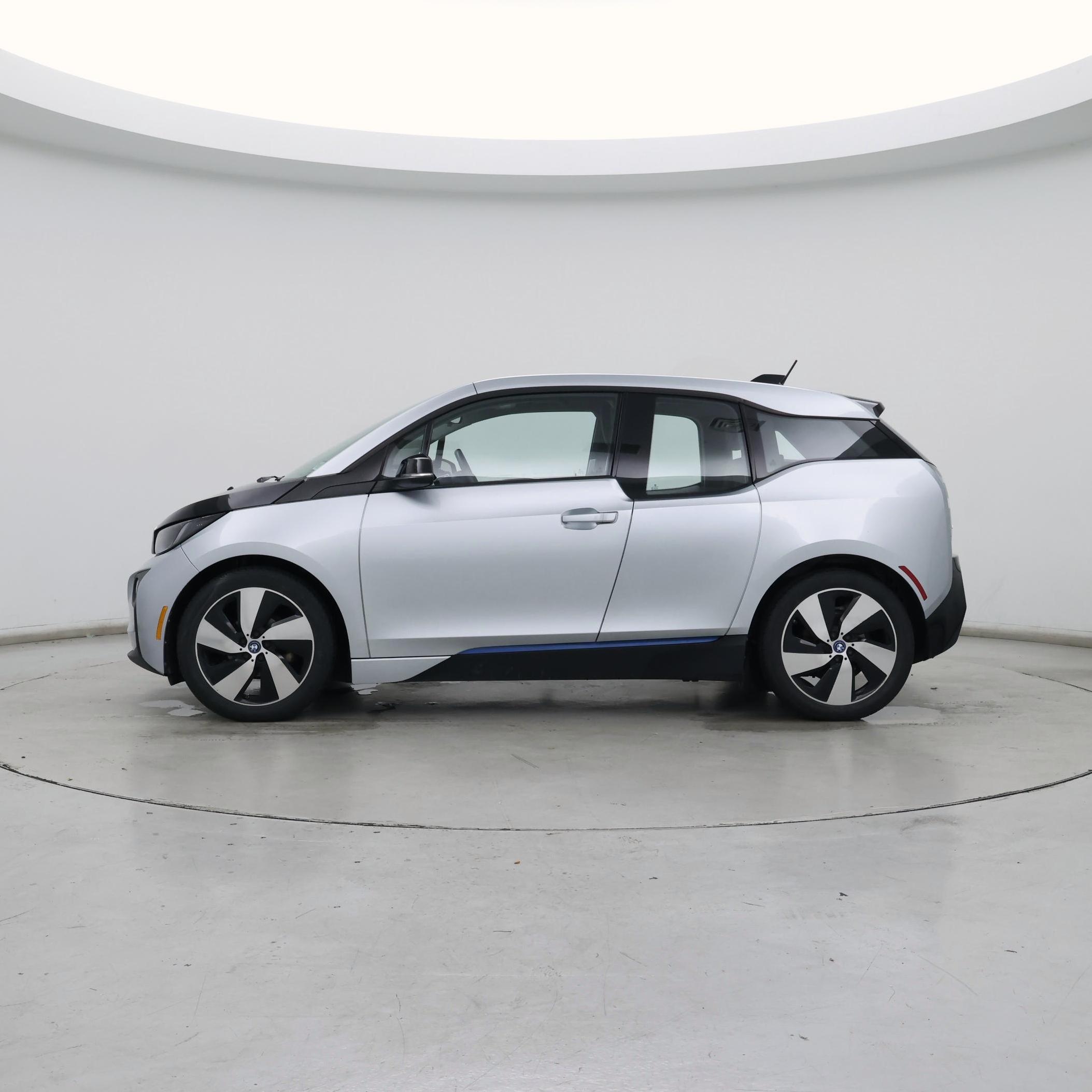 Thumbnail: 2016 BMW i3 - 3