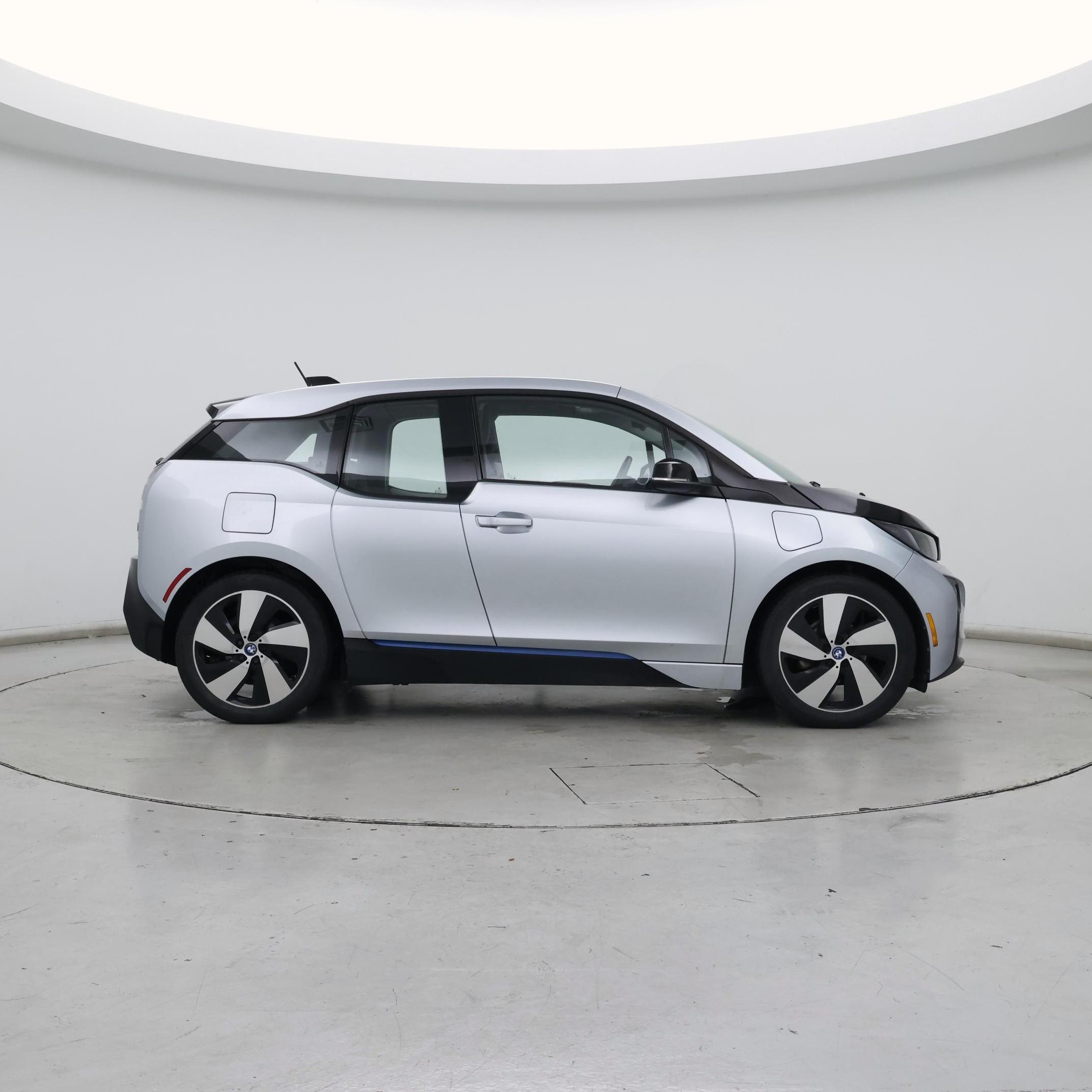Thumbnail: 2016 BMW i3 - 7