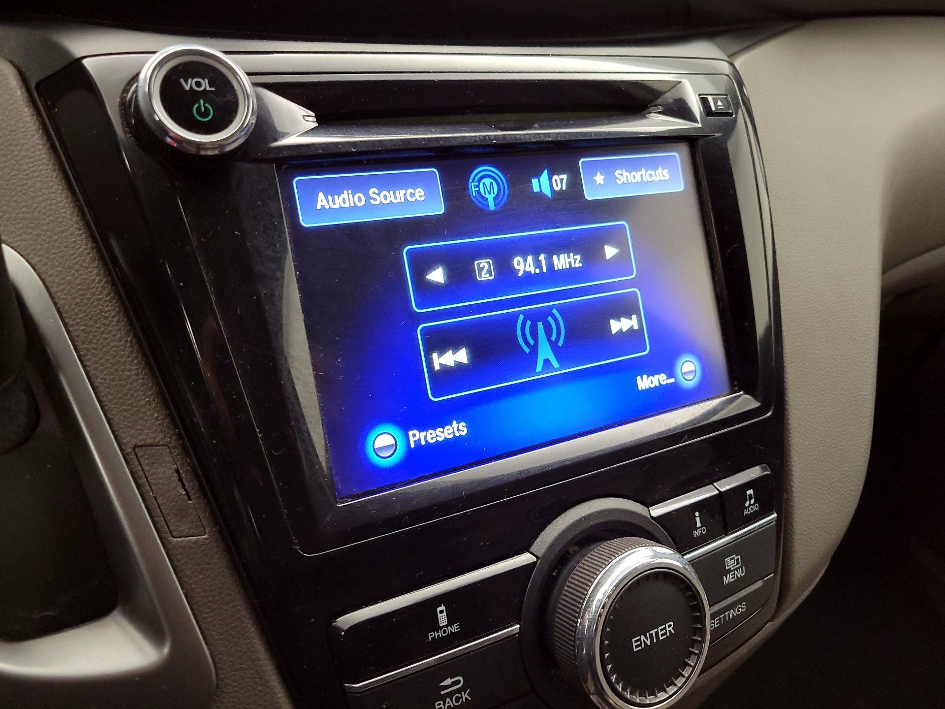Thumbnail: 2015 Honda Odyssey - 15