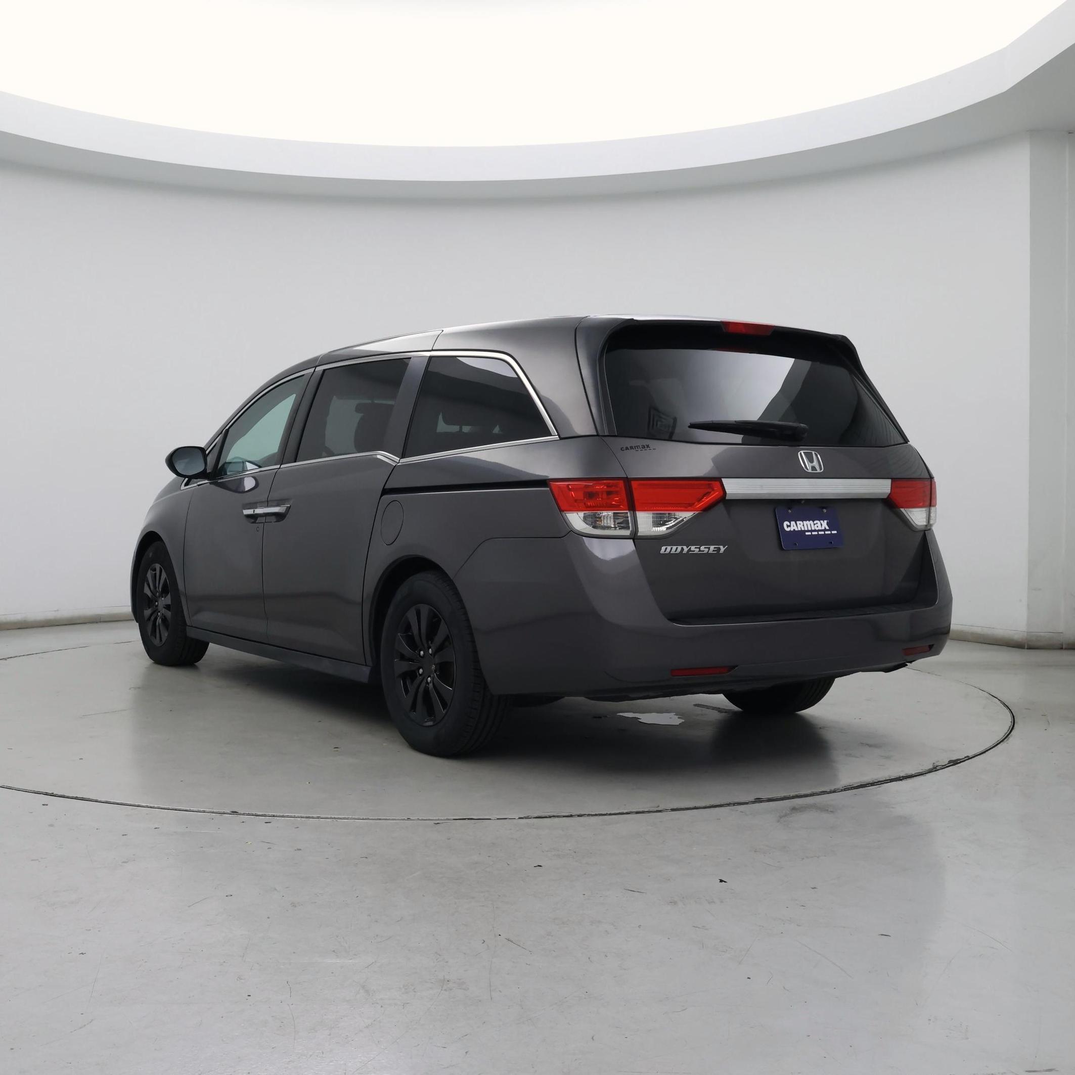 Thumbnail: 2015 Honda Odyssey - 2