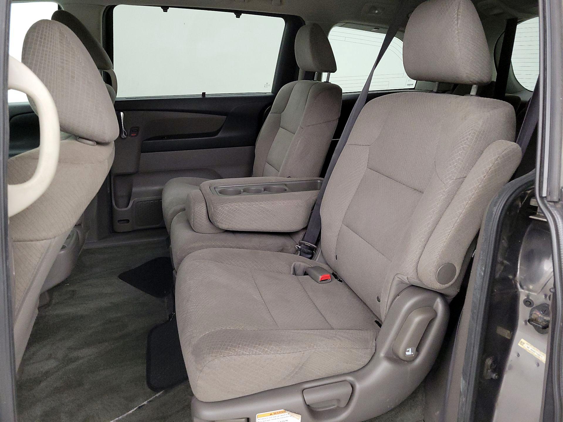 Thumbnail: 2015 Honda Odyssey - 19