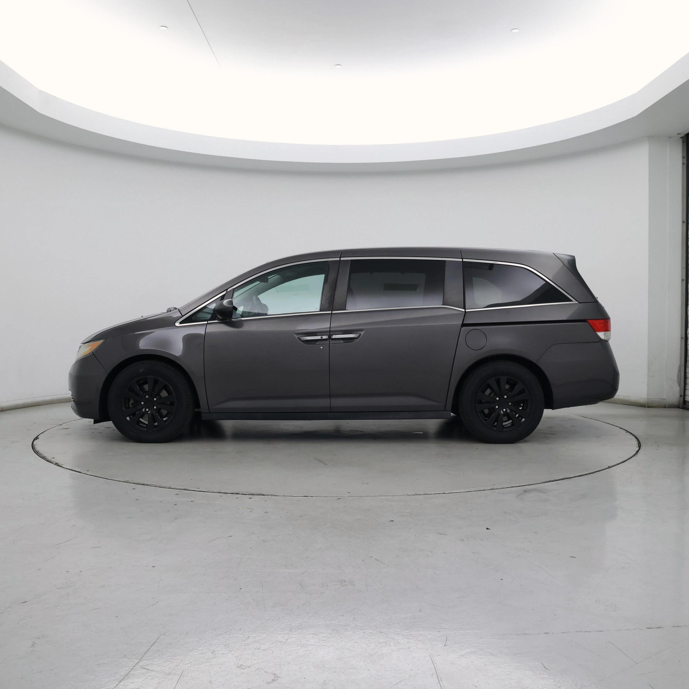 Thumbnail: 2015 Honda Odyssey - 3