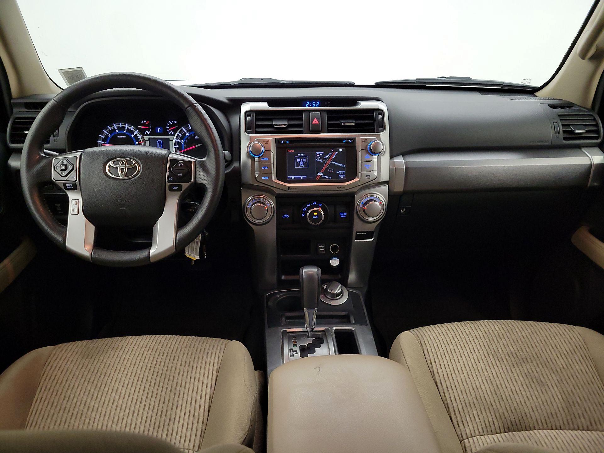Thumbnail: 2015 Toyota 4Runner - 9