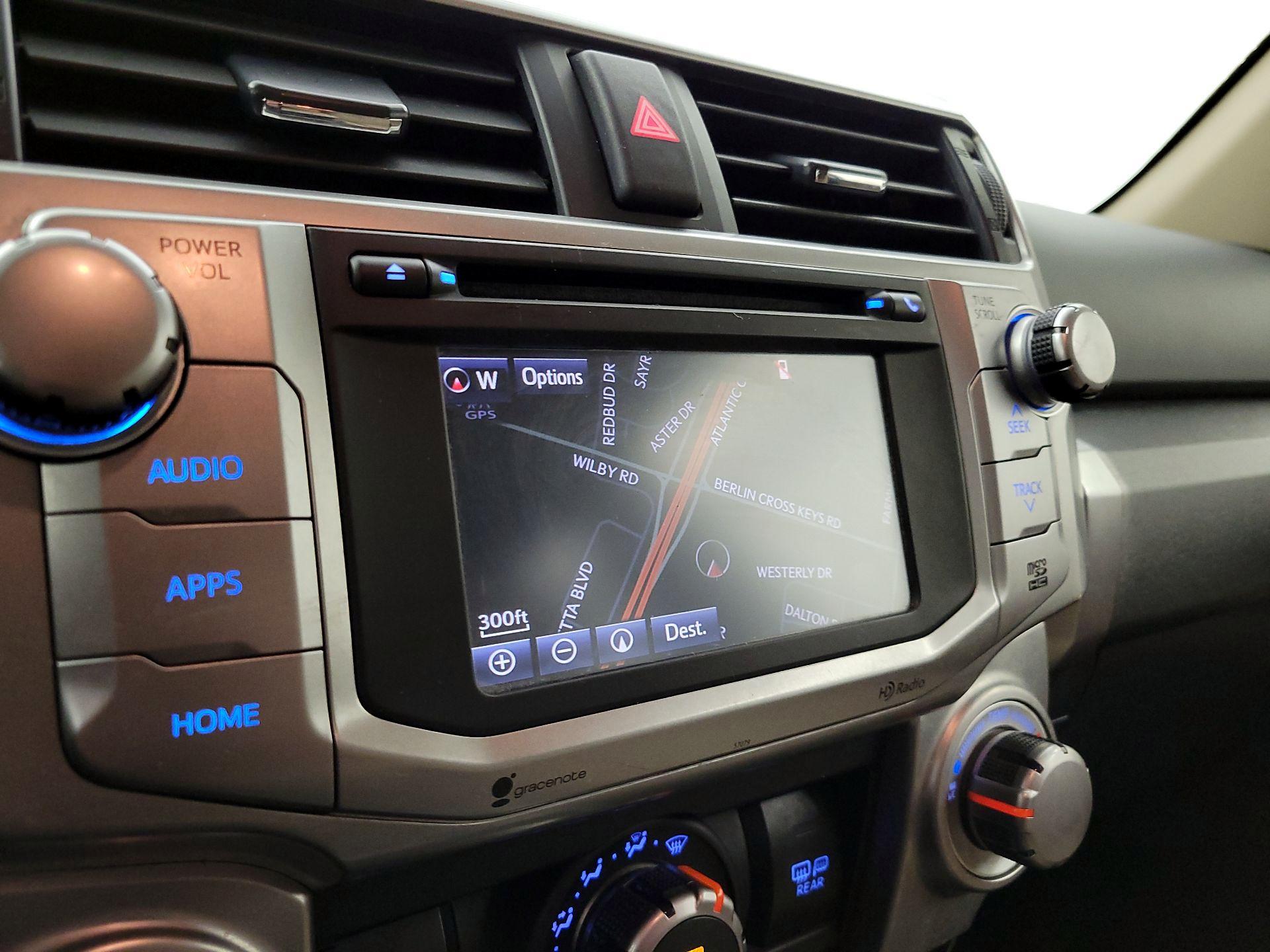 Thumbnail: 2015 Toyota 4Runner - 14