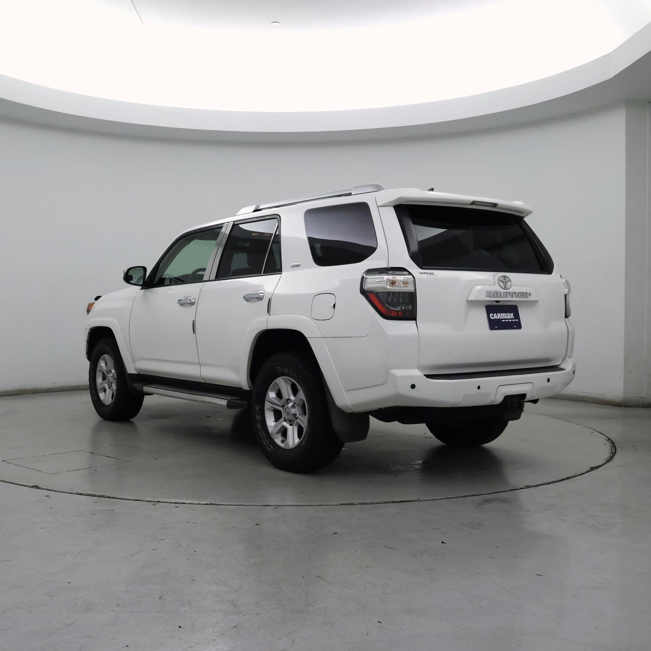 Thumbnail: 2015 Toyota 4Runner - 2