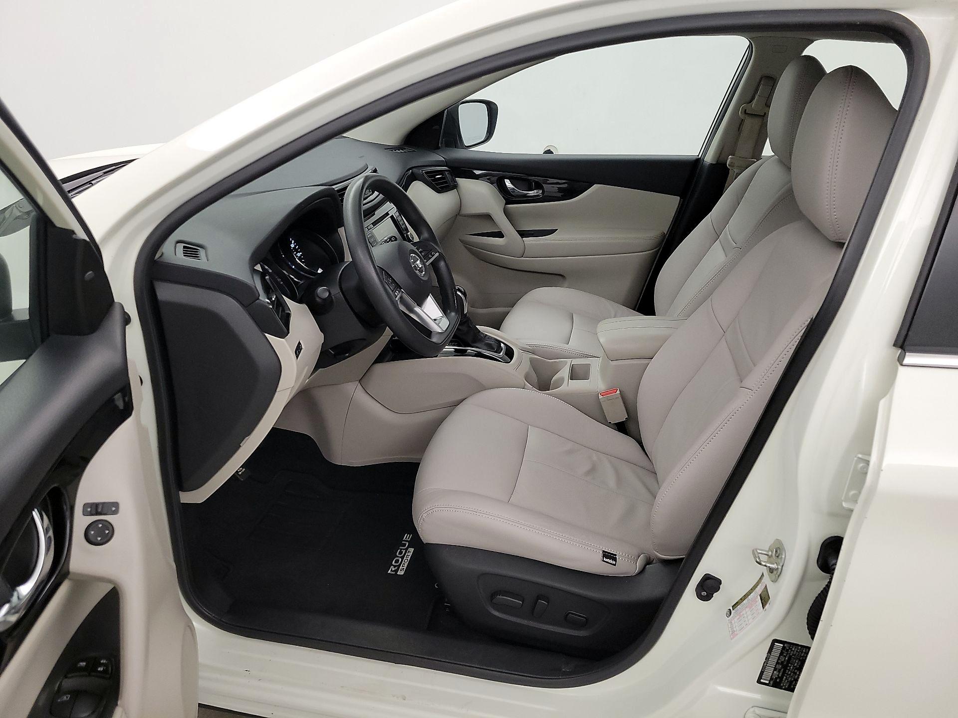 Thumbnail: 2019 Nissan Rogue Sport - 11