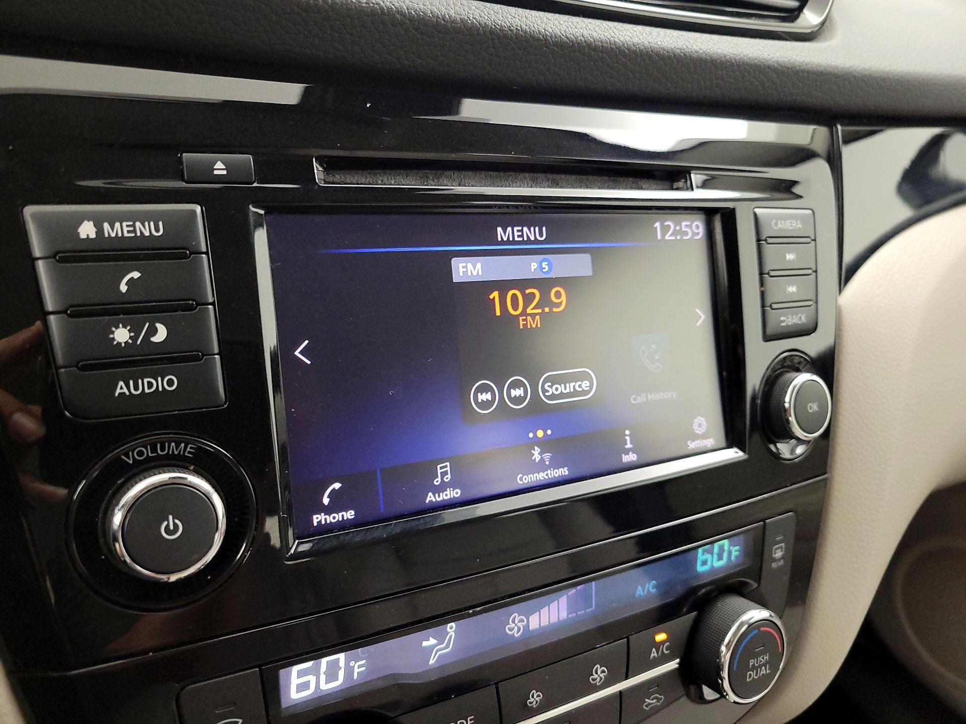 Thumbnail: 2019 Nissan Rogue Sport - 15