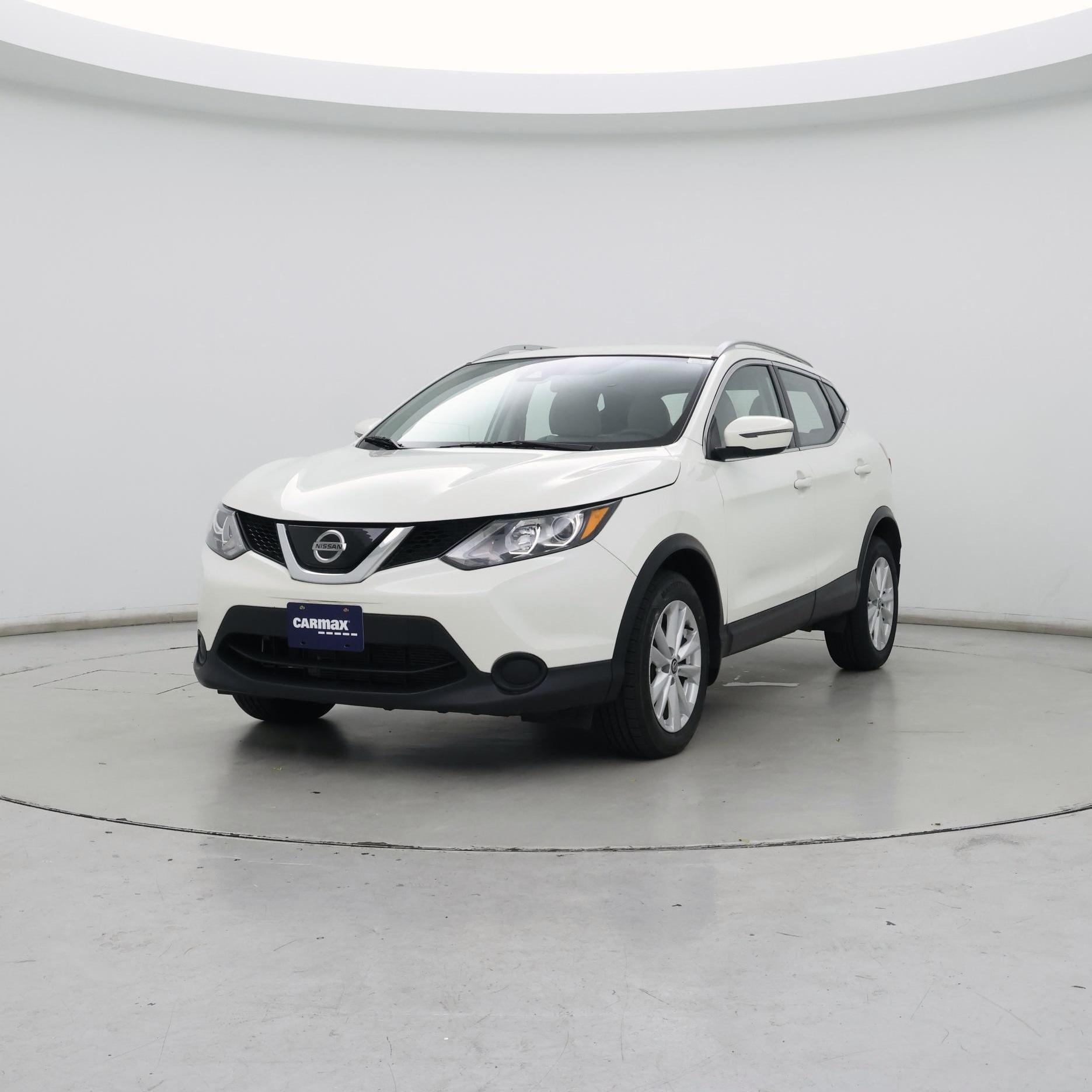 Thumbnail: 2019 Nissan Rogue Sport - 4