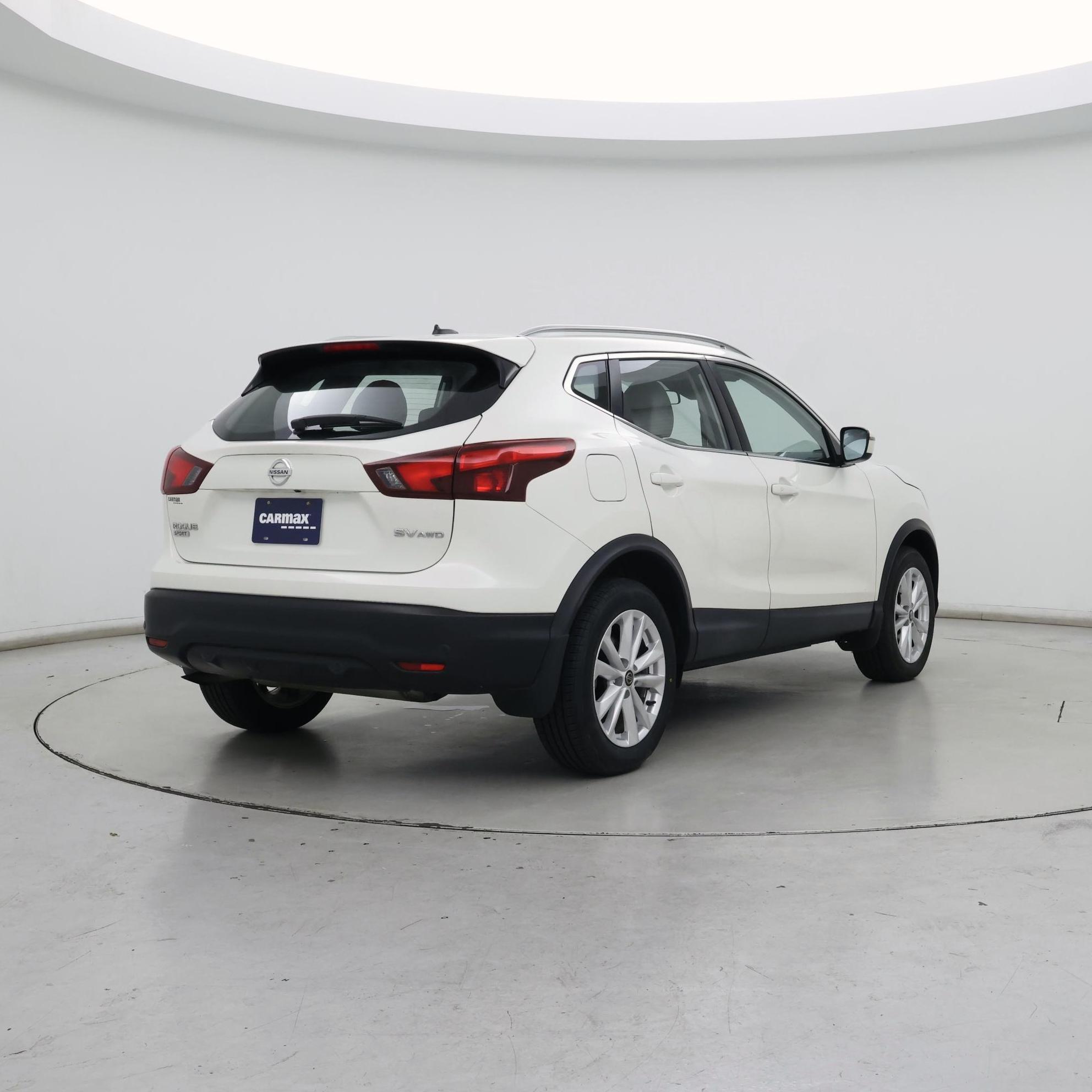 Thumbnail: 2019 Nissan Rogue Sport - 8