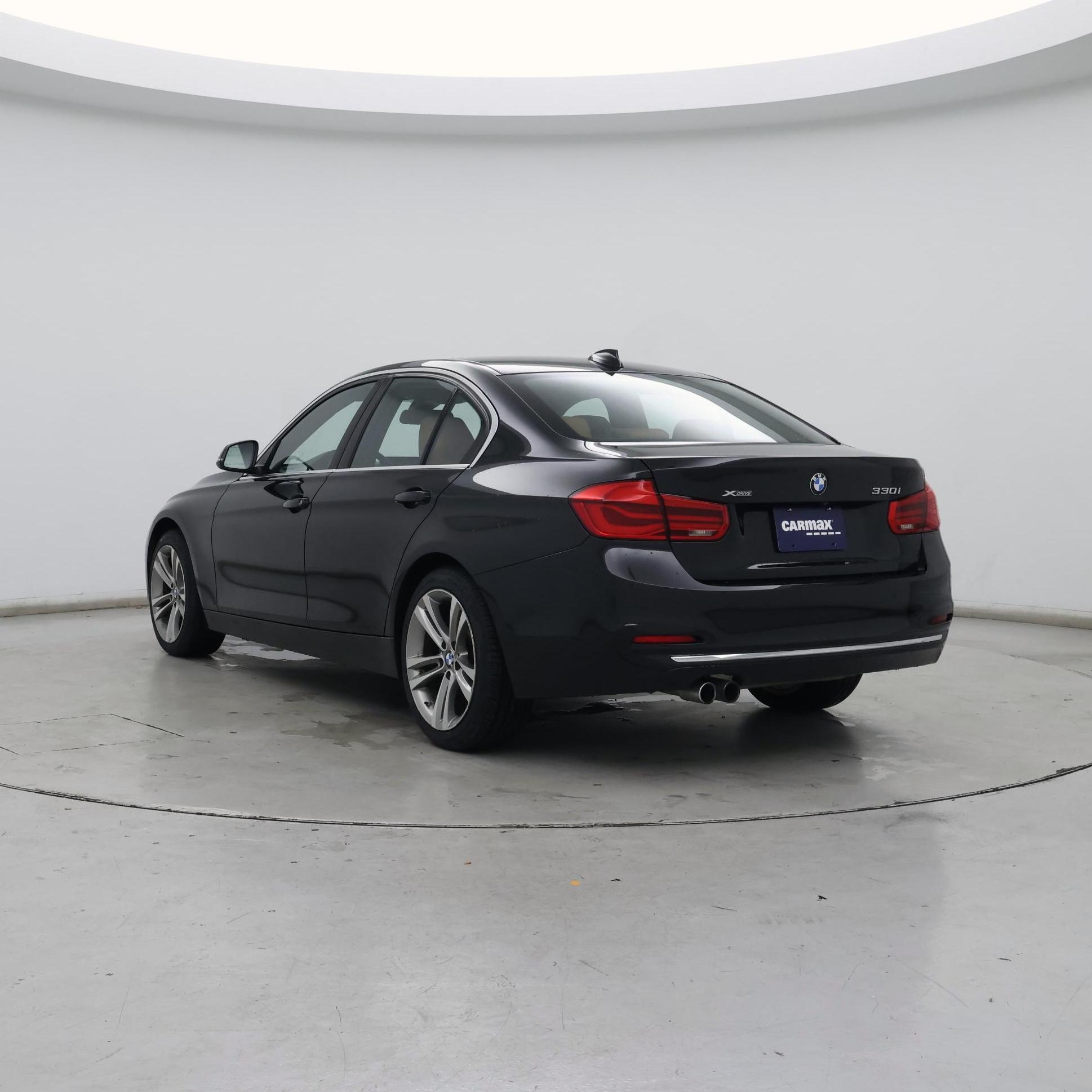 Thumbnail: 2018 BMW 3 Series - 2