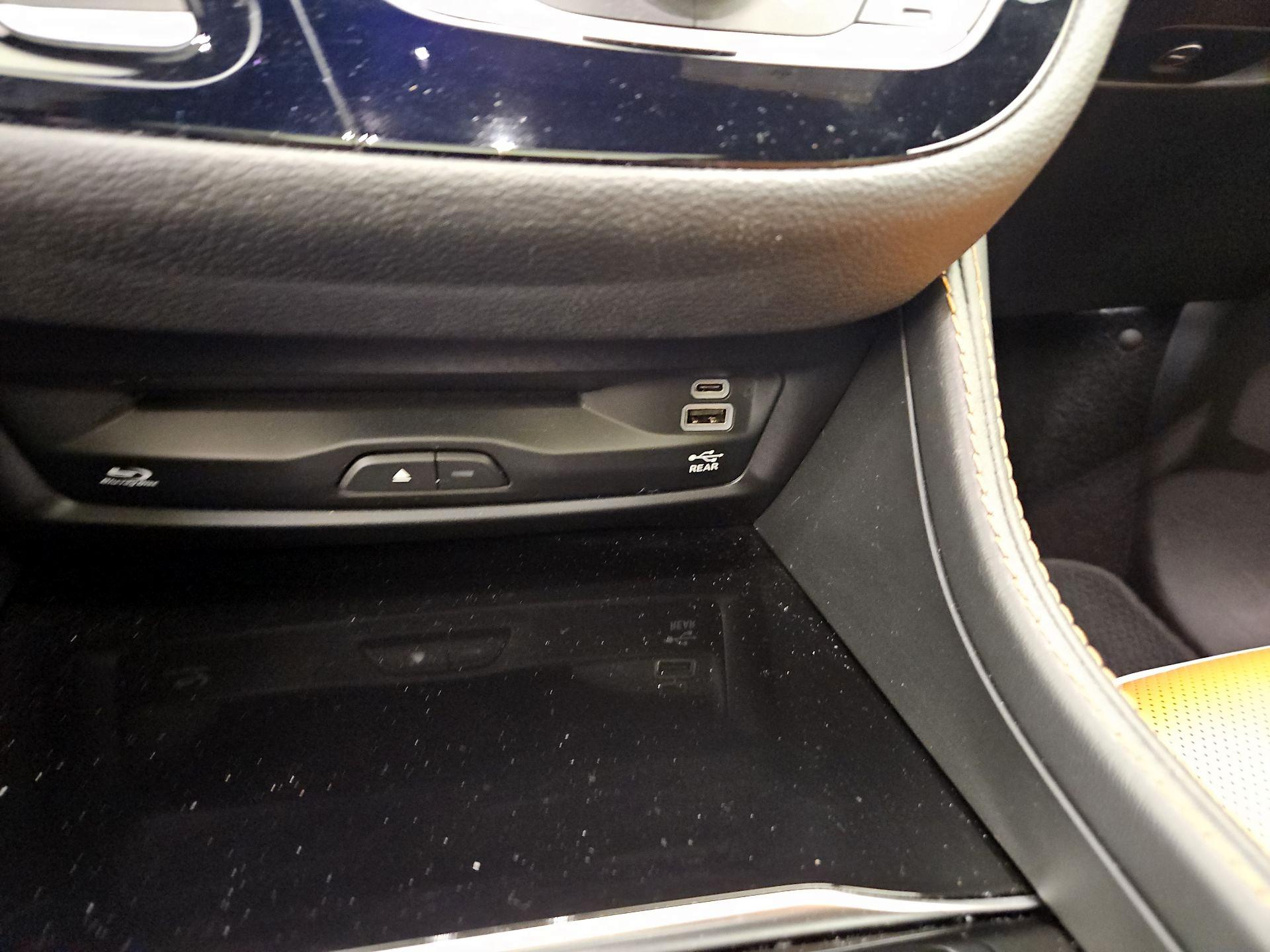 Thumbnail: 2023 Chrysler Pacifica - 19