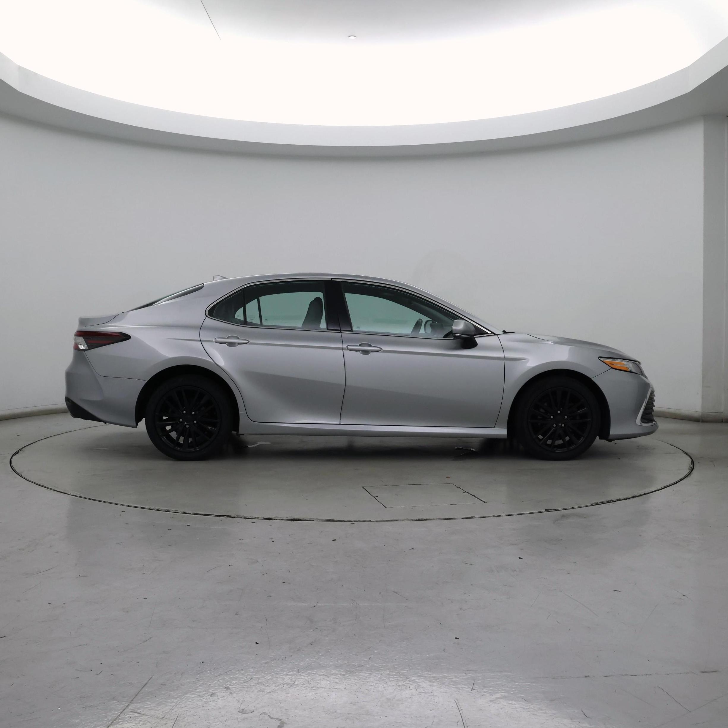 Thumbnail: 2022 Toyota Camry - 7