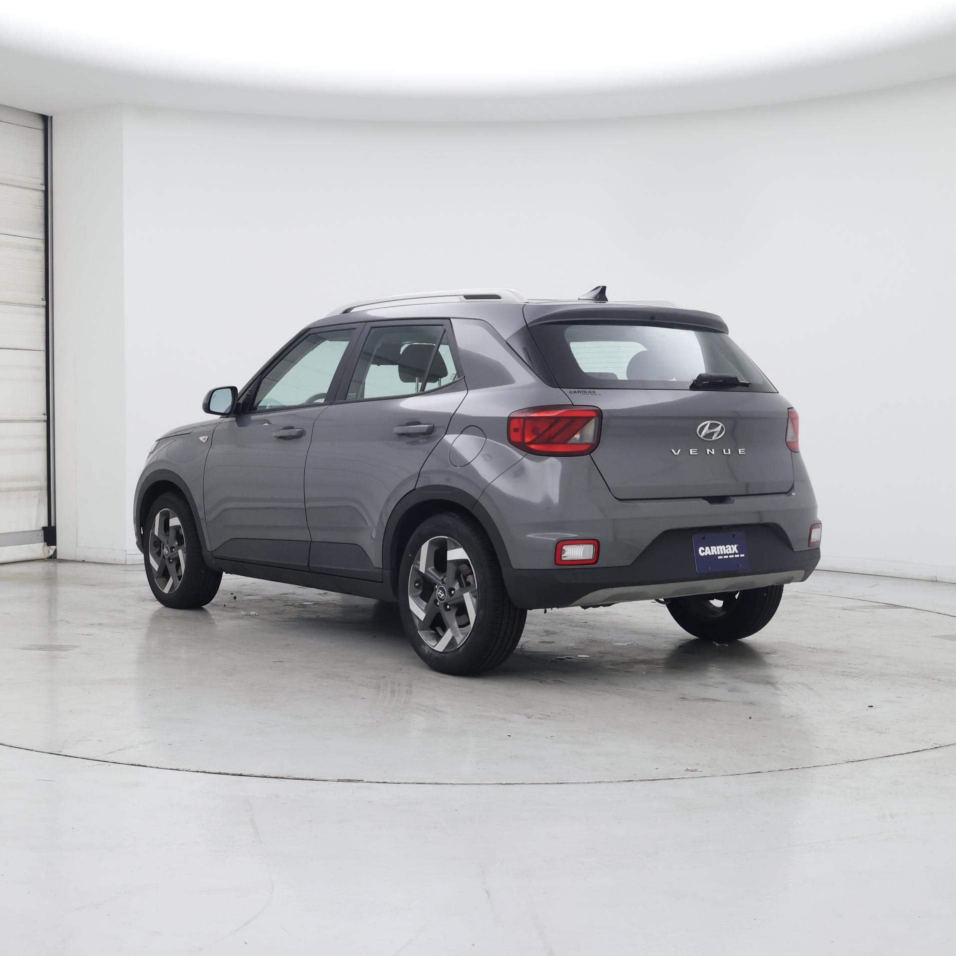 Thumbnail: 2022 Hyundai Venue - 2