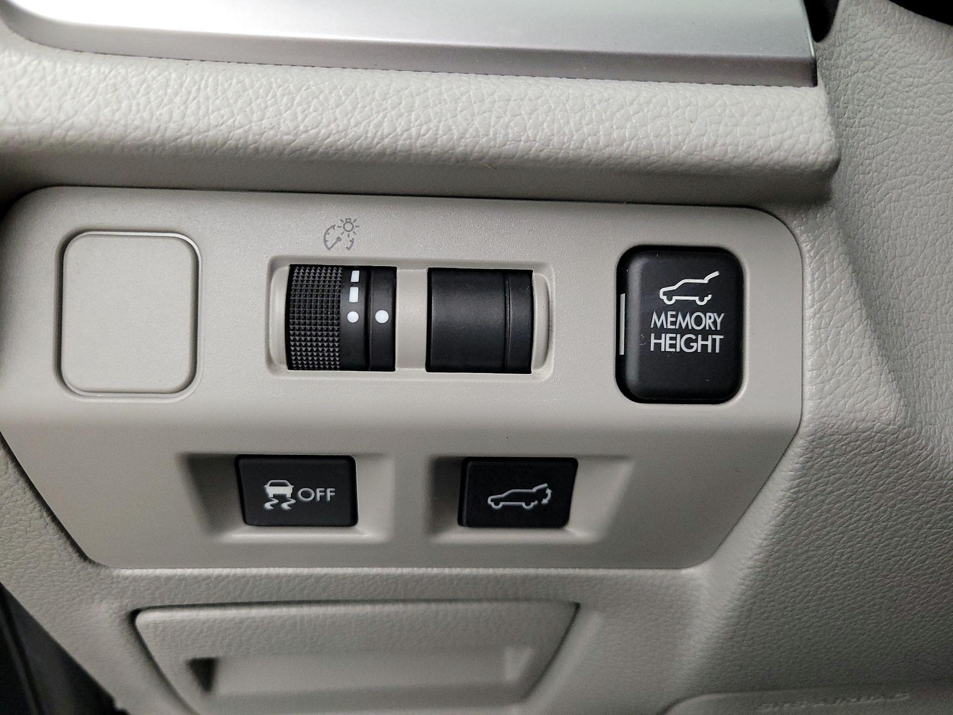 Thumbnail: 2016 Subaru Forester - 13