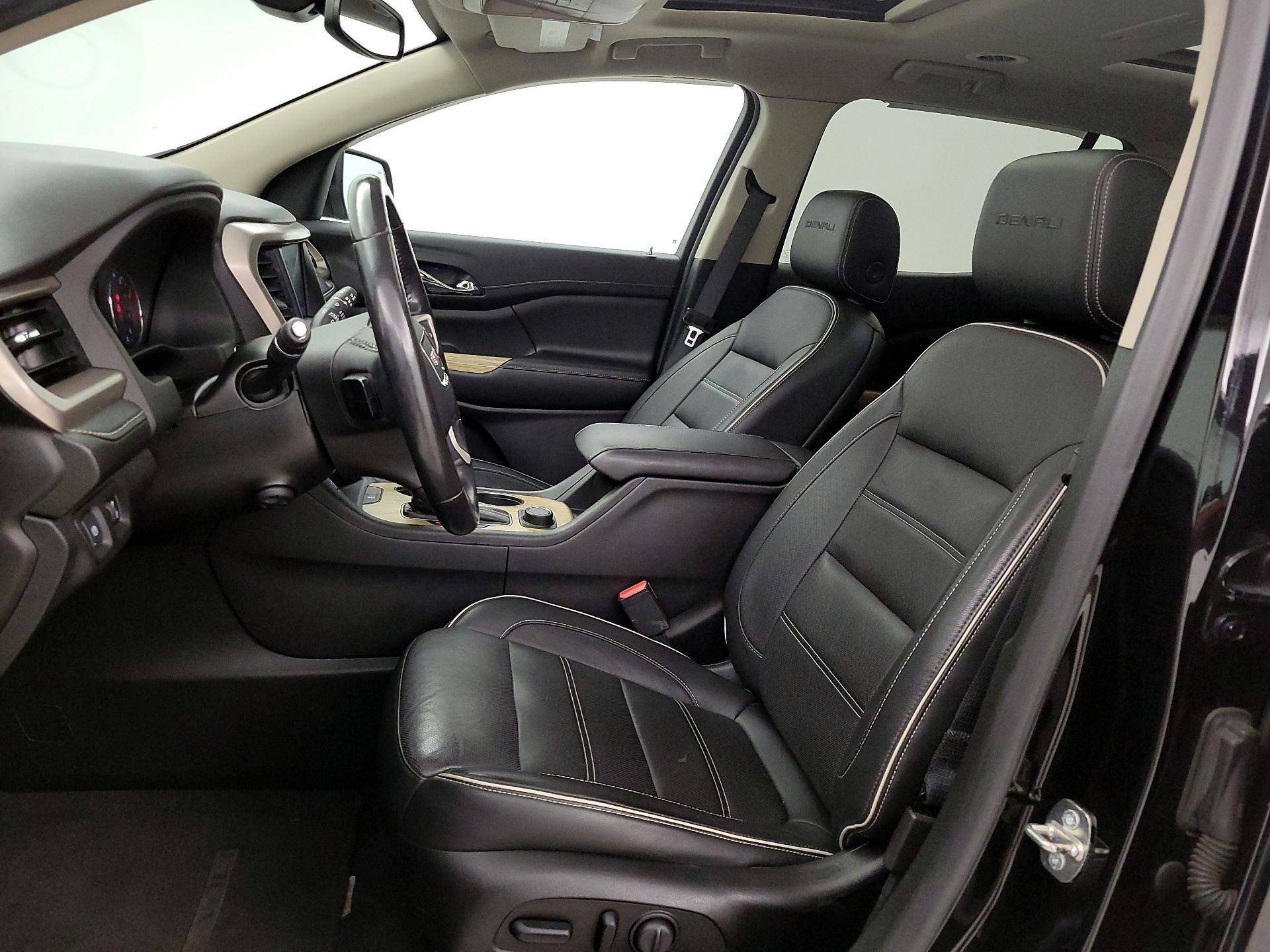 Thumbnail: 2019 GMC Acadia - 11