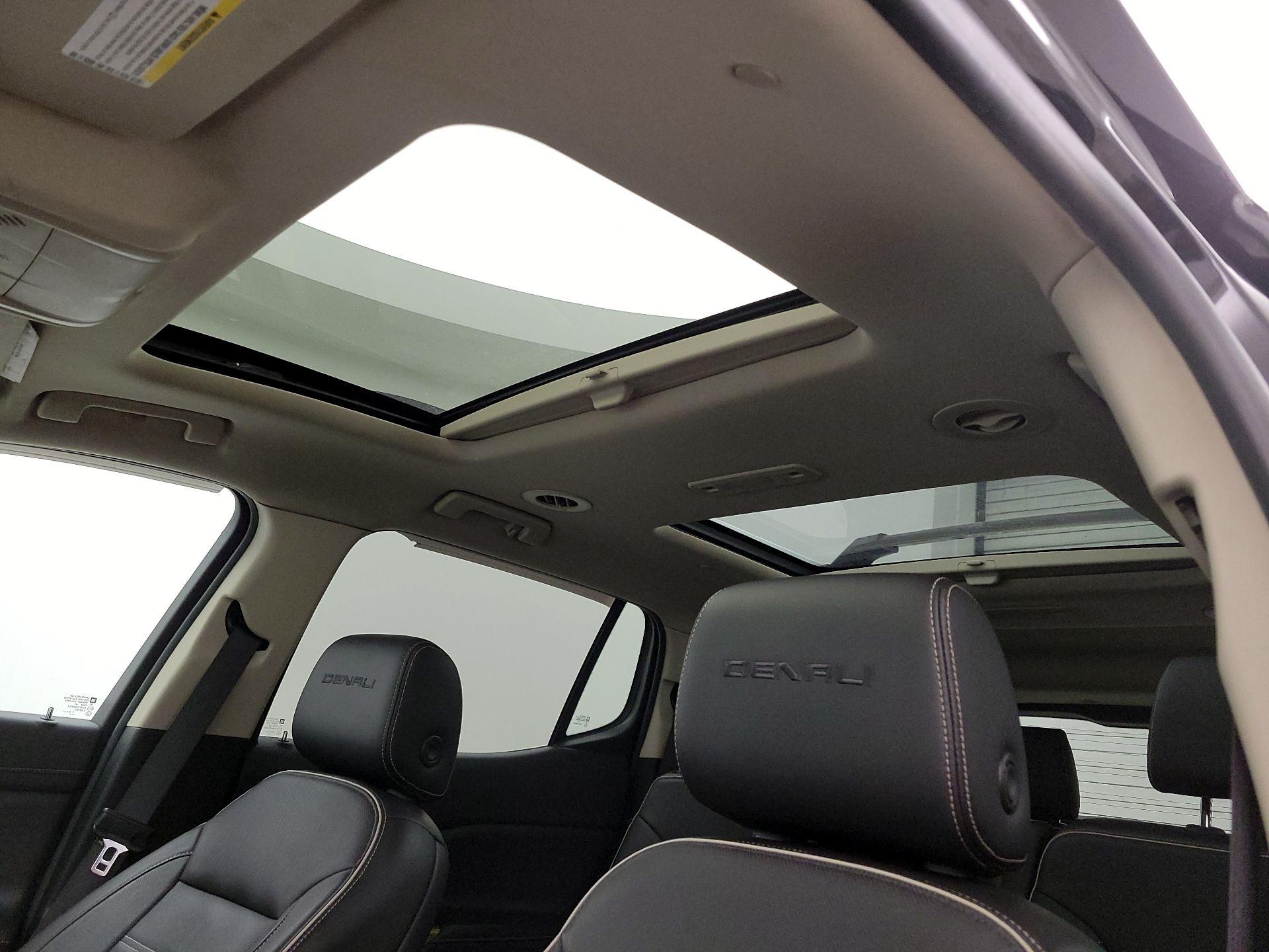Thumbnail: 2019 GMC Acadia - 19