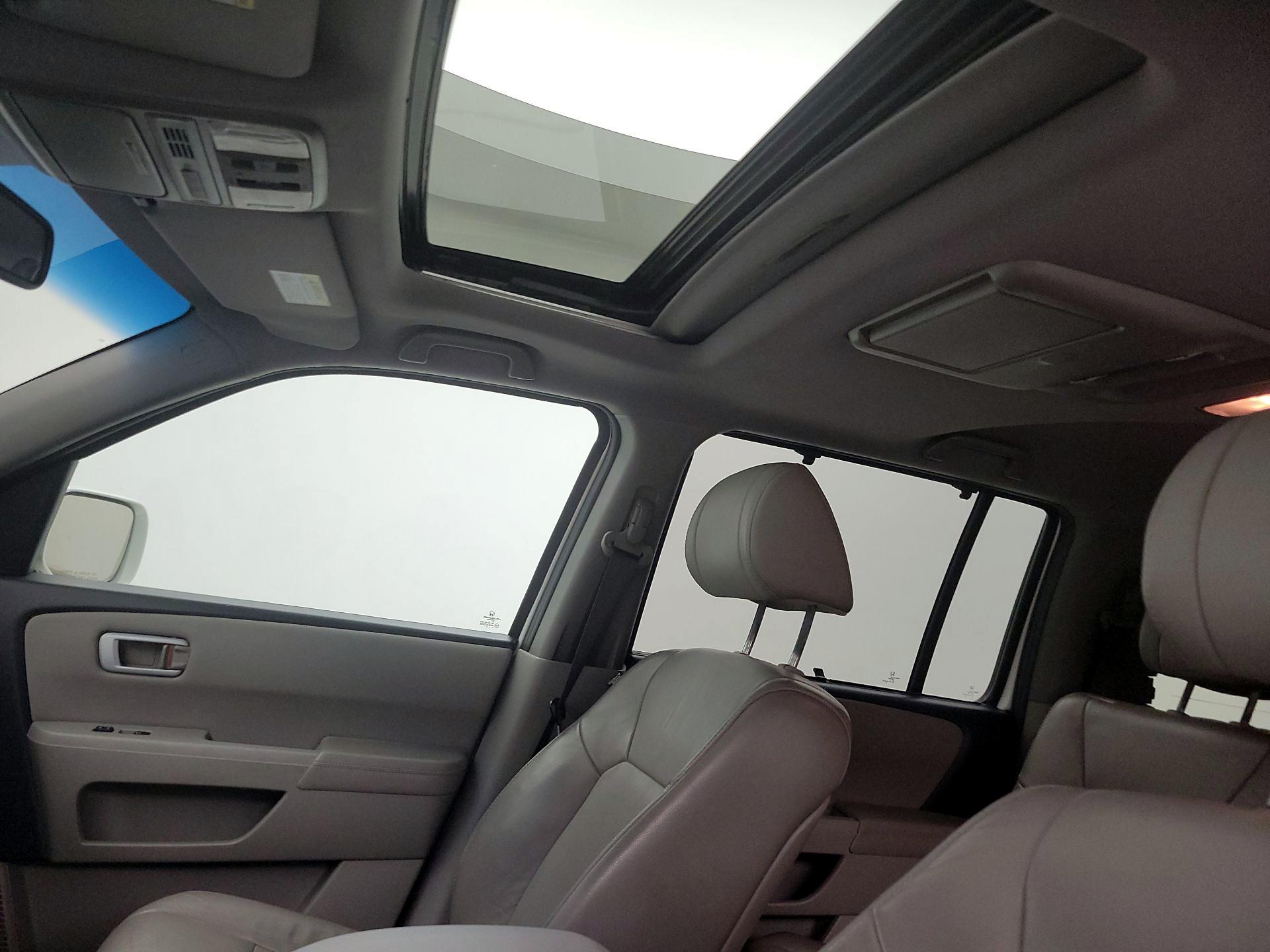 Thumbnail: 2015 Honda Pilot - 18