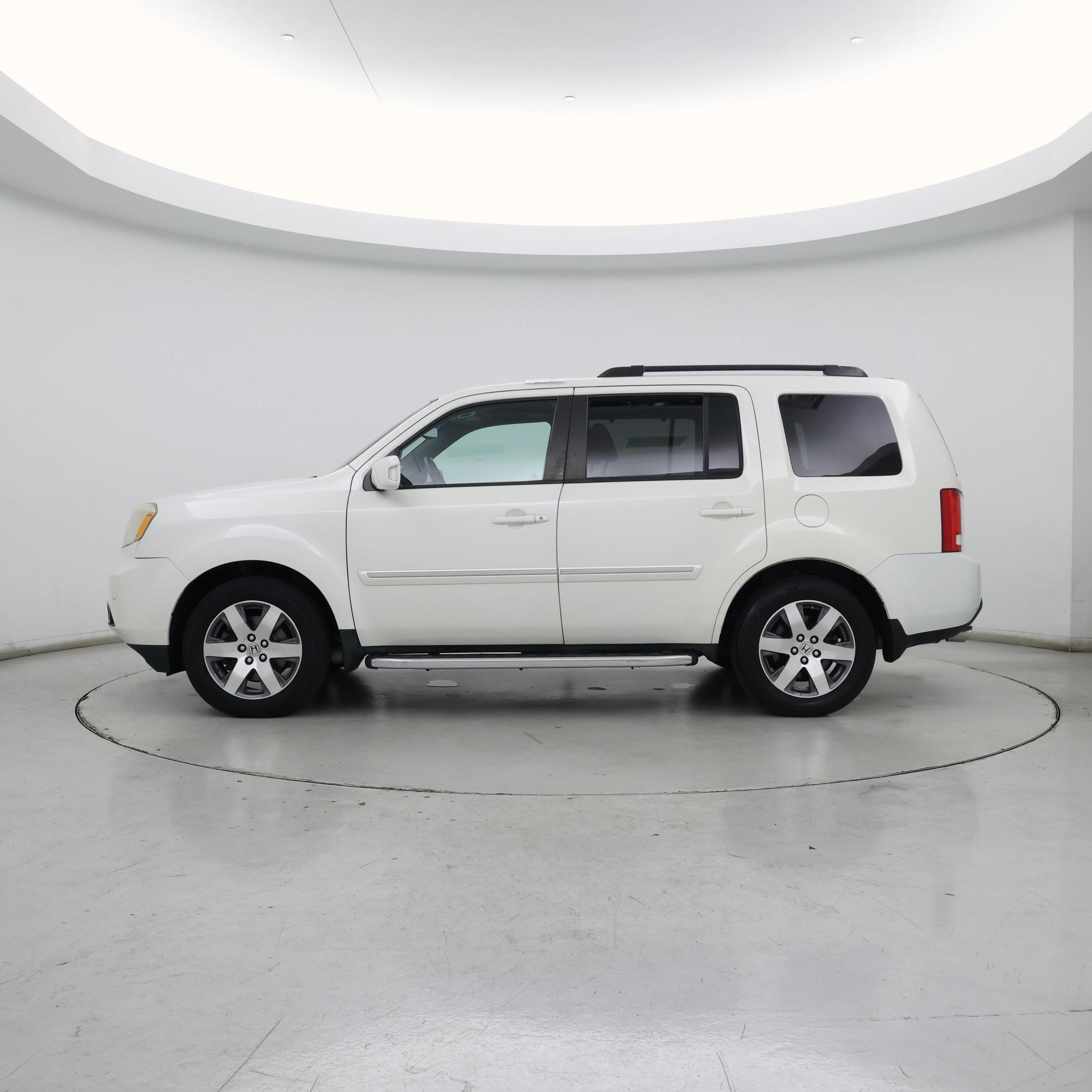 Thumbnail: 2015 Honda Pilot - 3