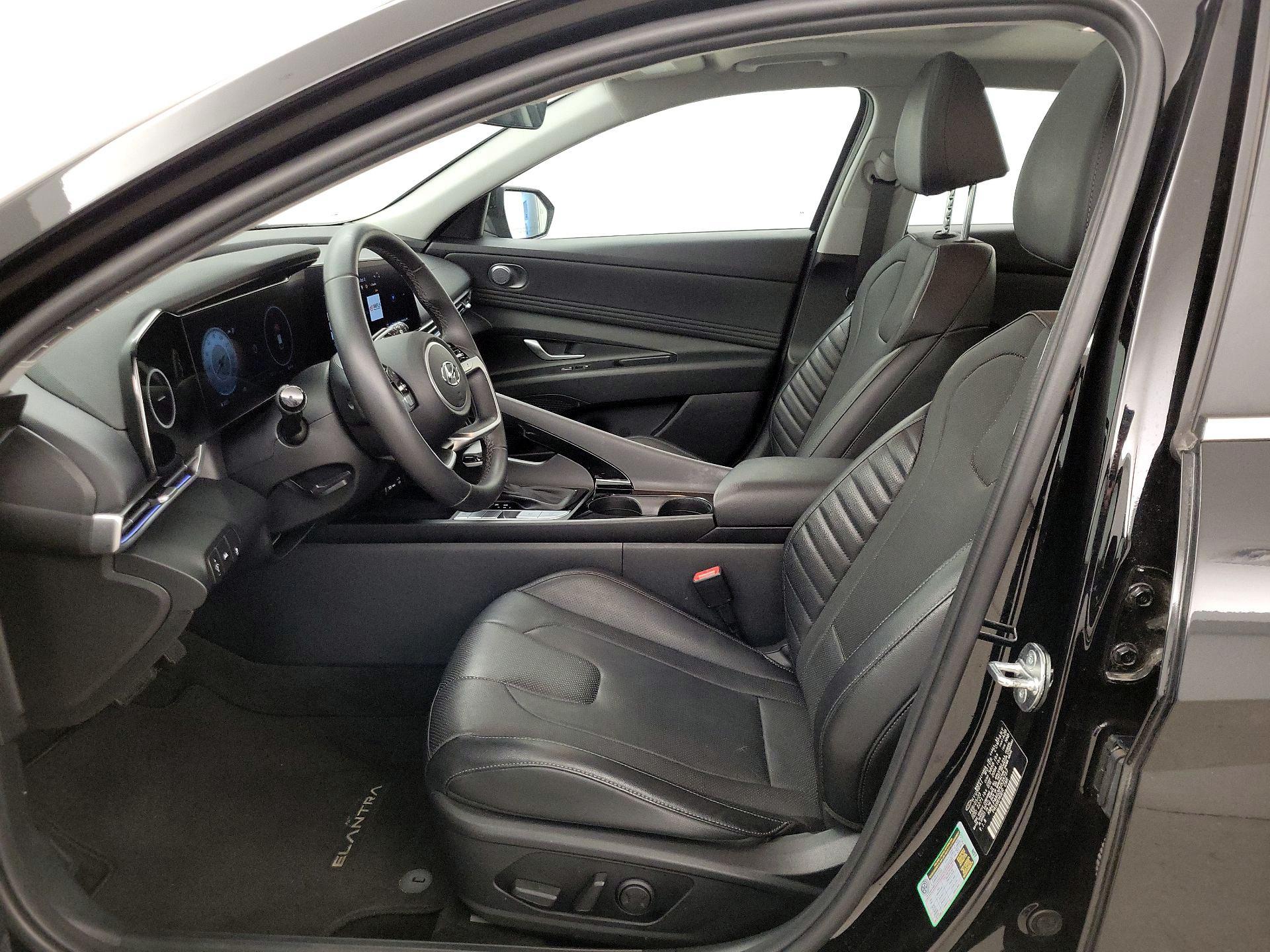 Thumbnail: 2023 Hyundai Elantra - 11