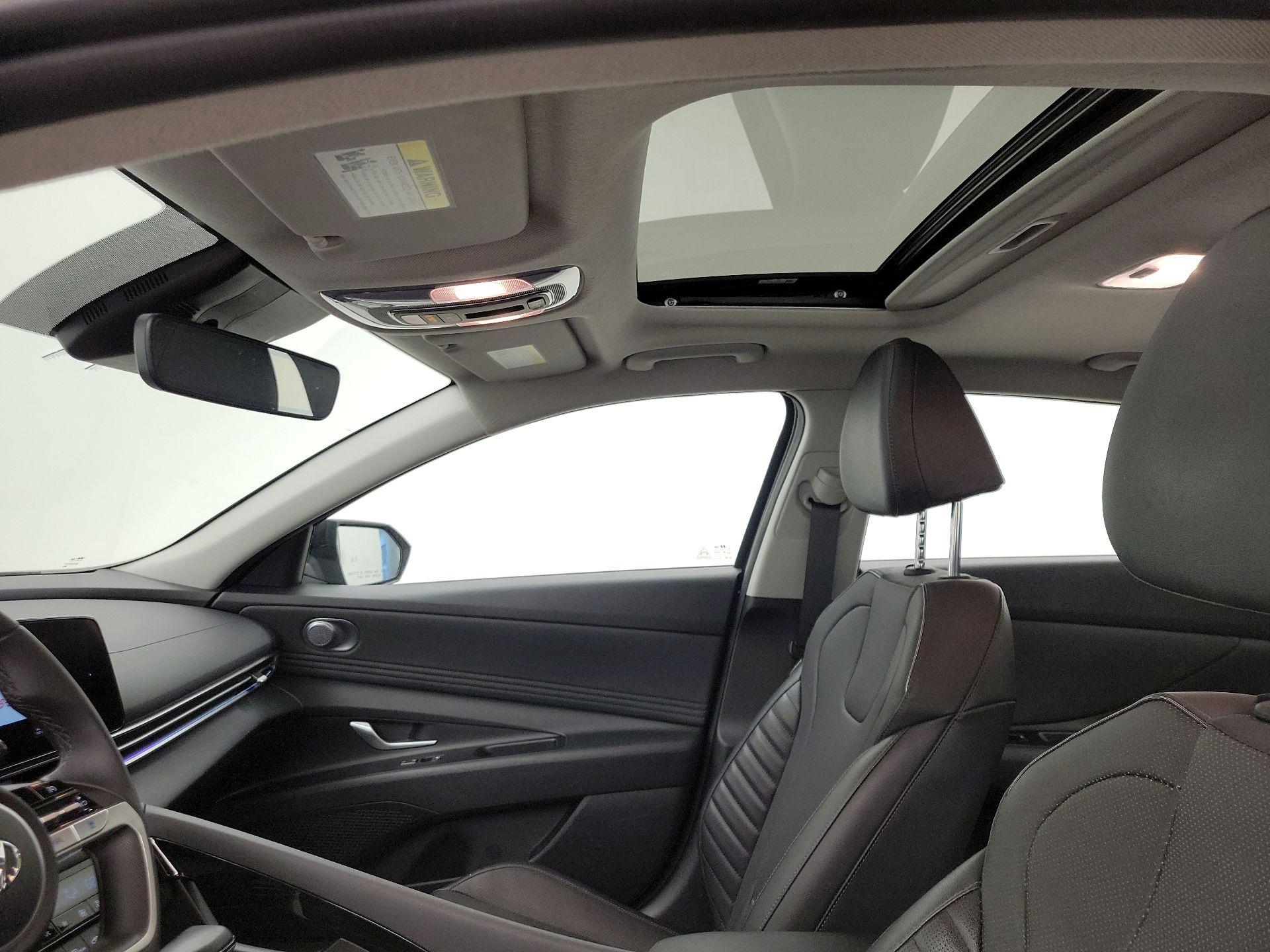 Thumbnail: 2023 Hyundai Elantra - 20